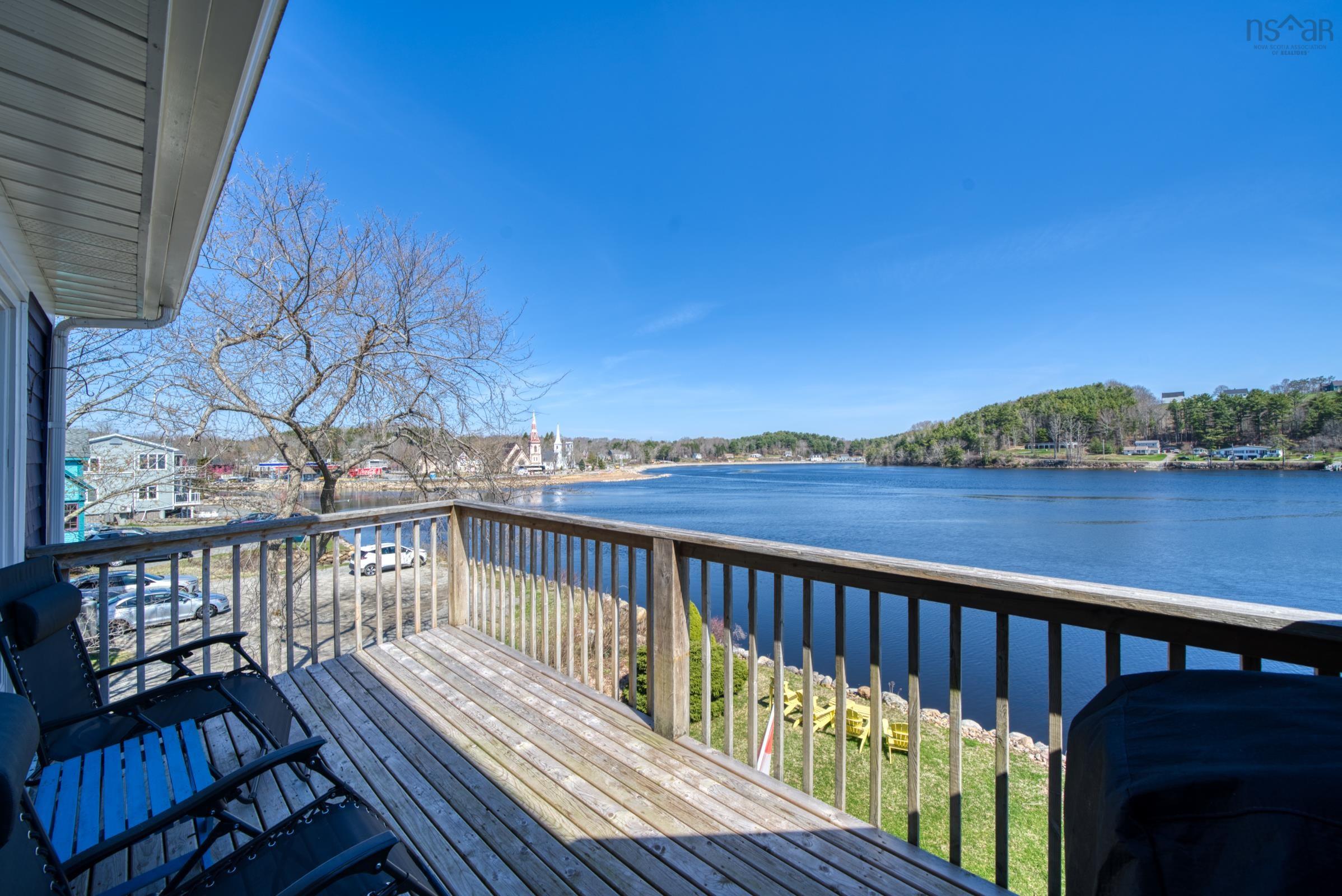 $474,900.00: 2 601 Main Street, Mahone Bay