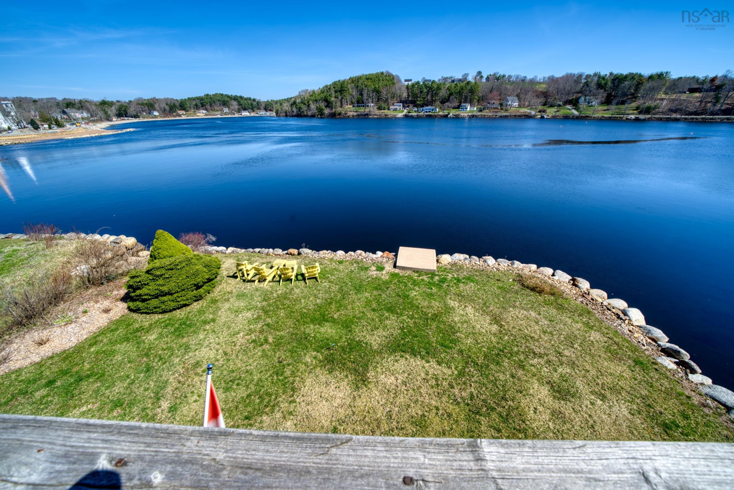 $474,900.00: 2 601 Main Street, Mahone Bay