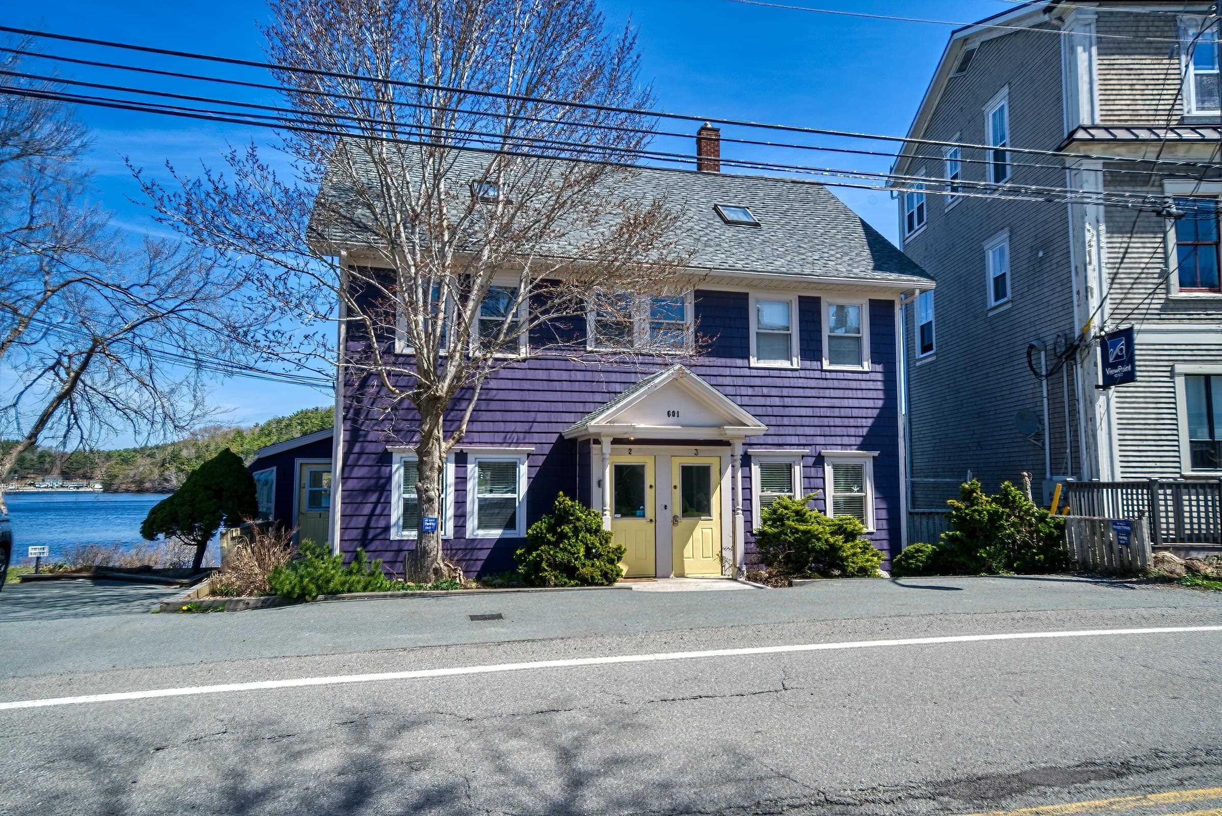 $474,900.00: 2 601 Main Street, Mahone Bay