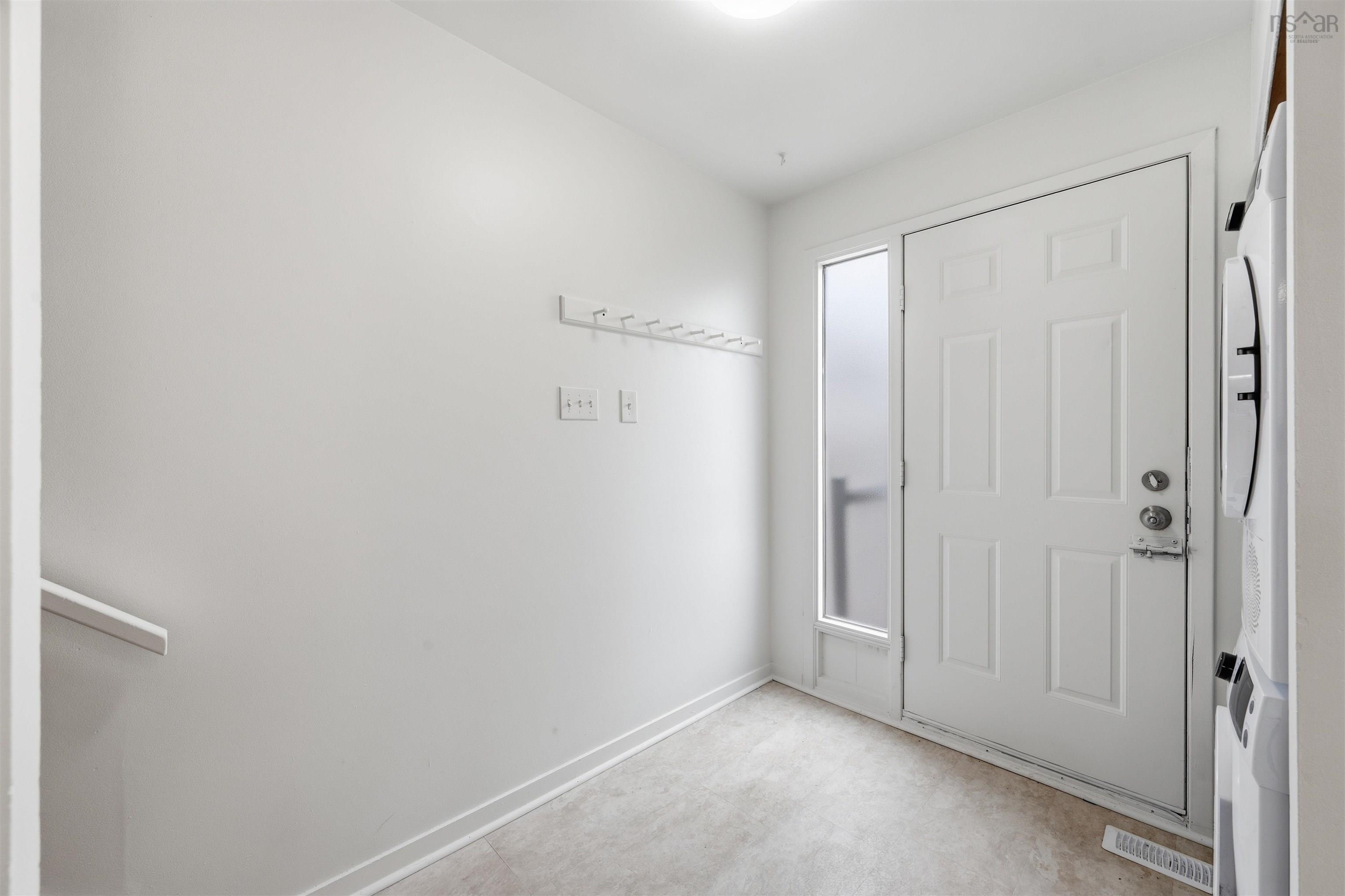 $399,900.00: 18 Roblea Drive, Dartmouth