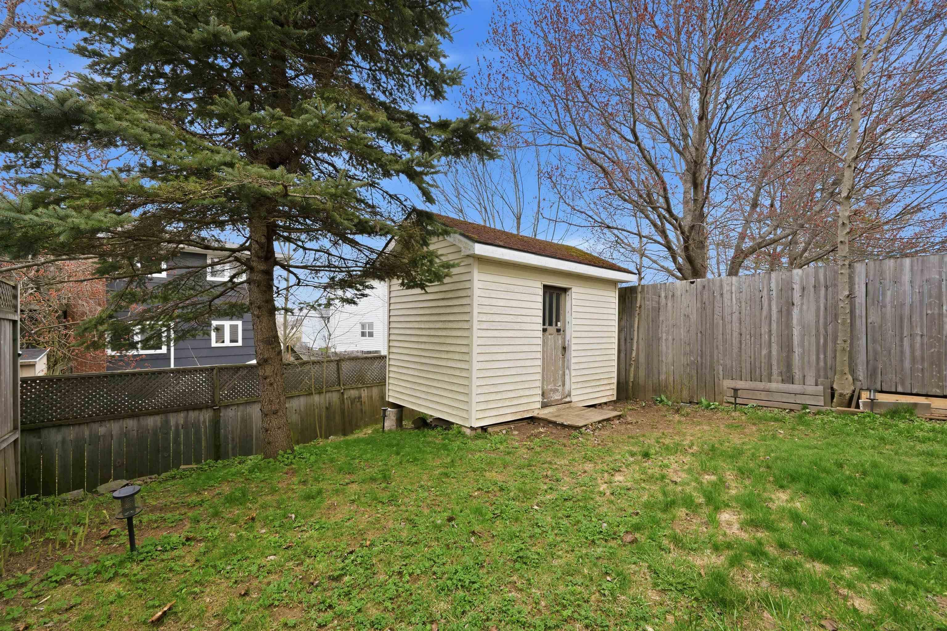 18 Roblea Drive, Dartmouth, NS (MLS 202610128)