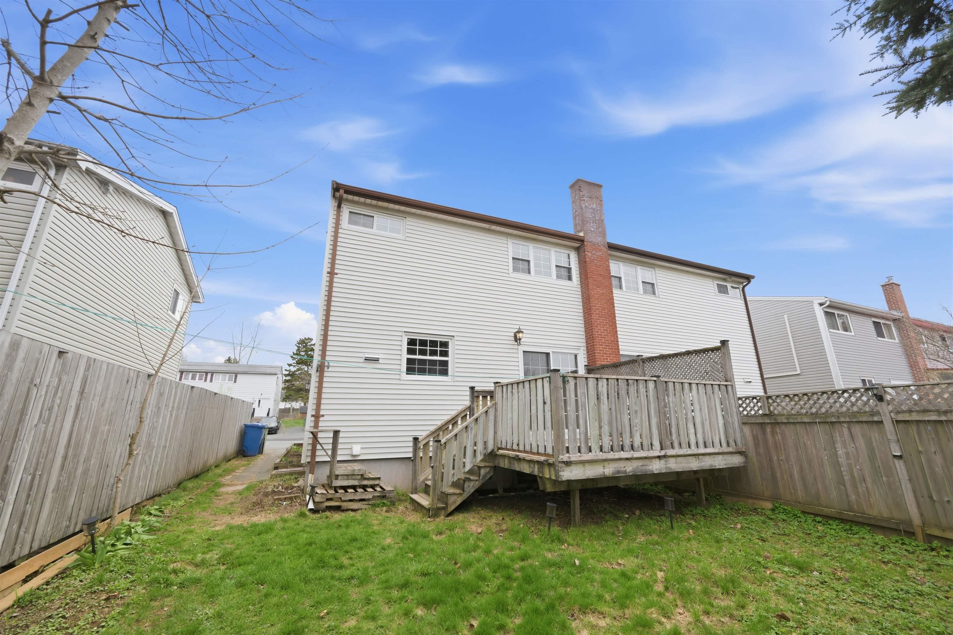 18 Roblea Drive, Dartmouth, NS (MLS 202610128)