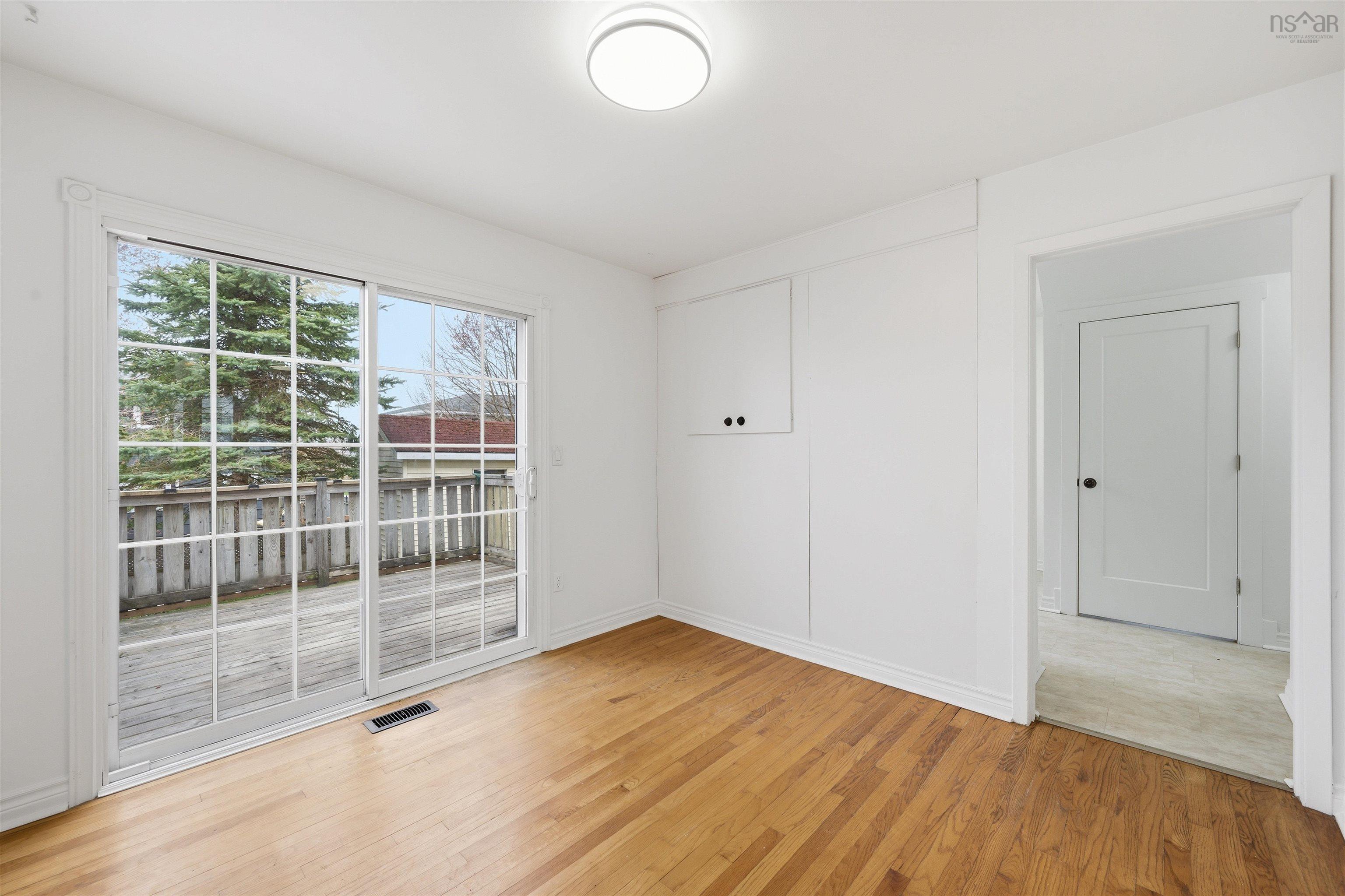 $399,900.00: 18 Roblea Drive, Dartmouth