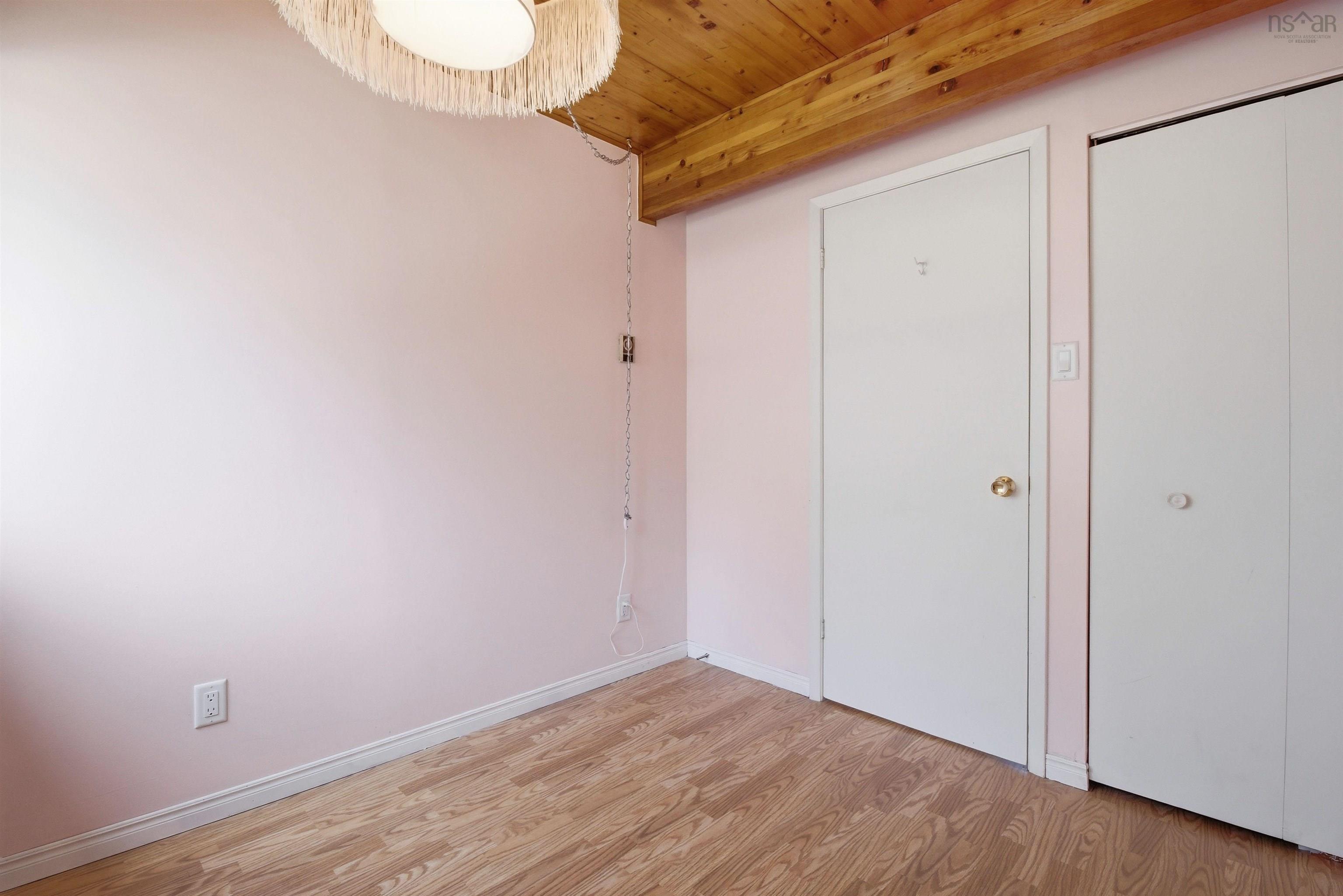 $399,900.00: 35 Limerick Road, Halifax