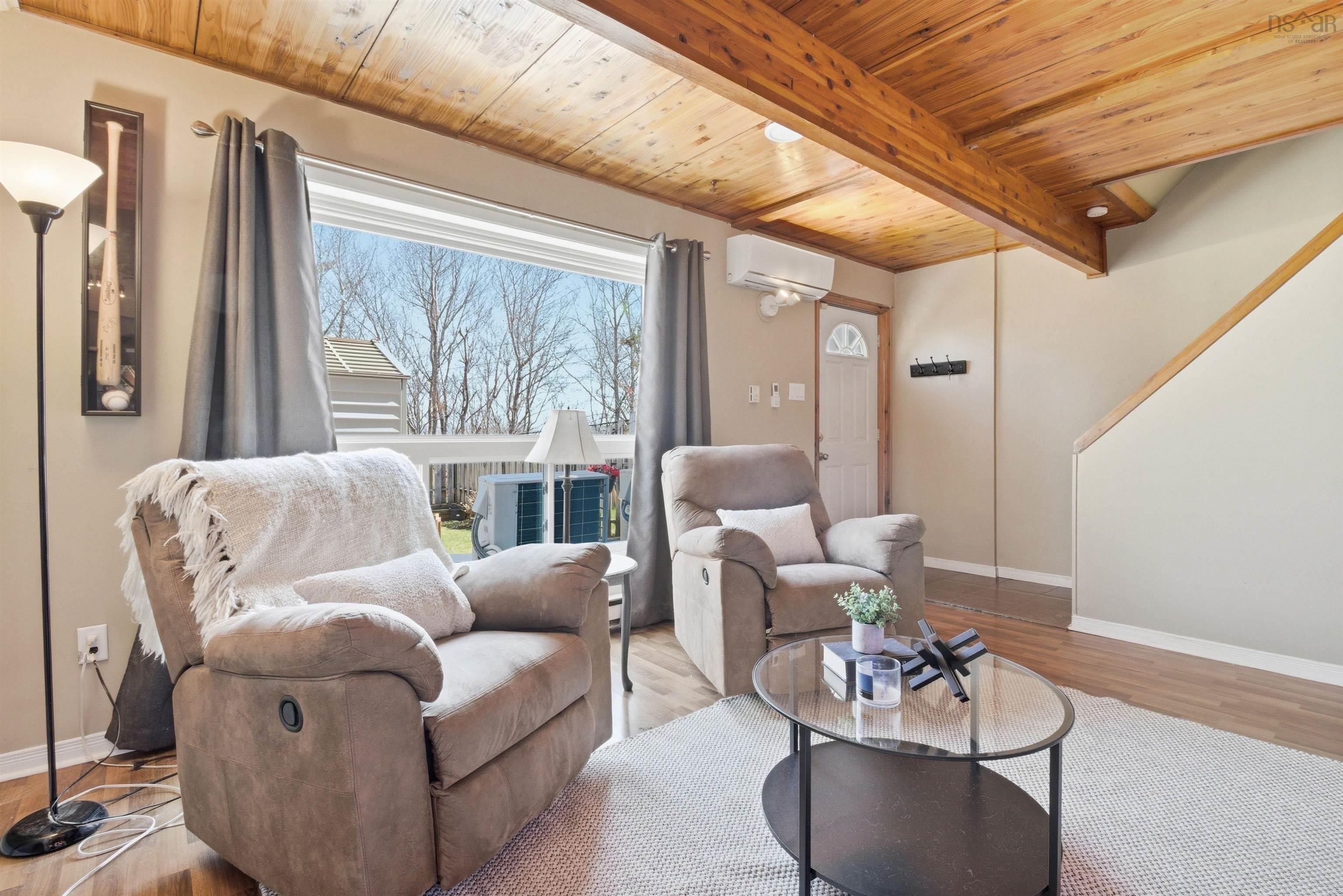 $399,900.00: 35 Limerick Road, Halifax