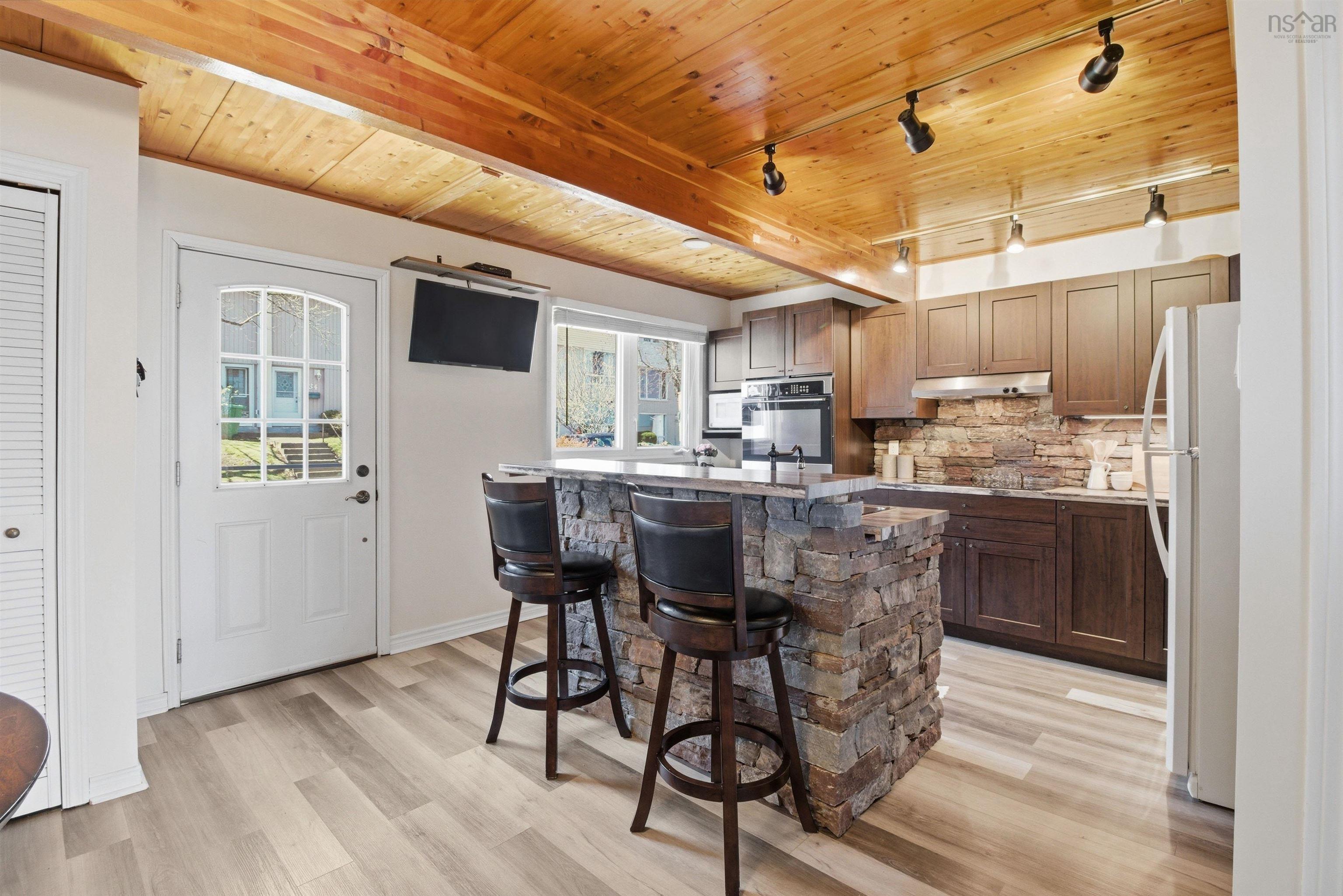 $399,900.00: 35 Limerick Road, Halifax