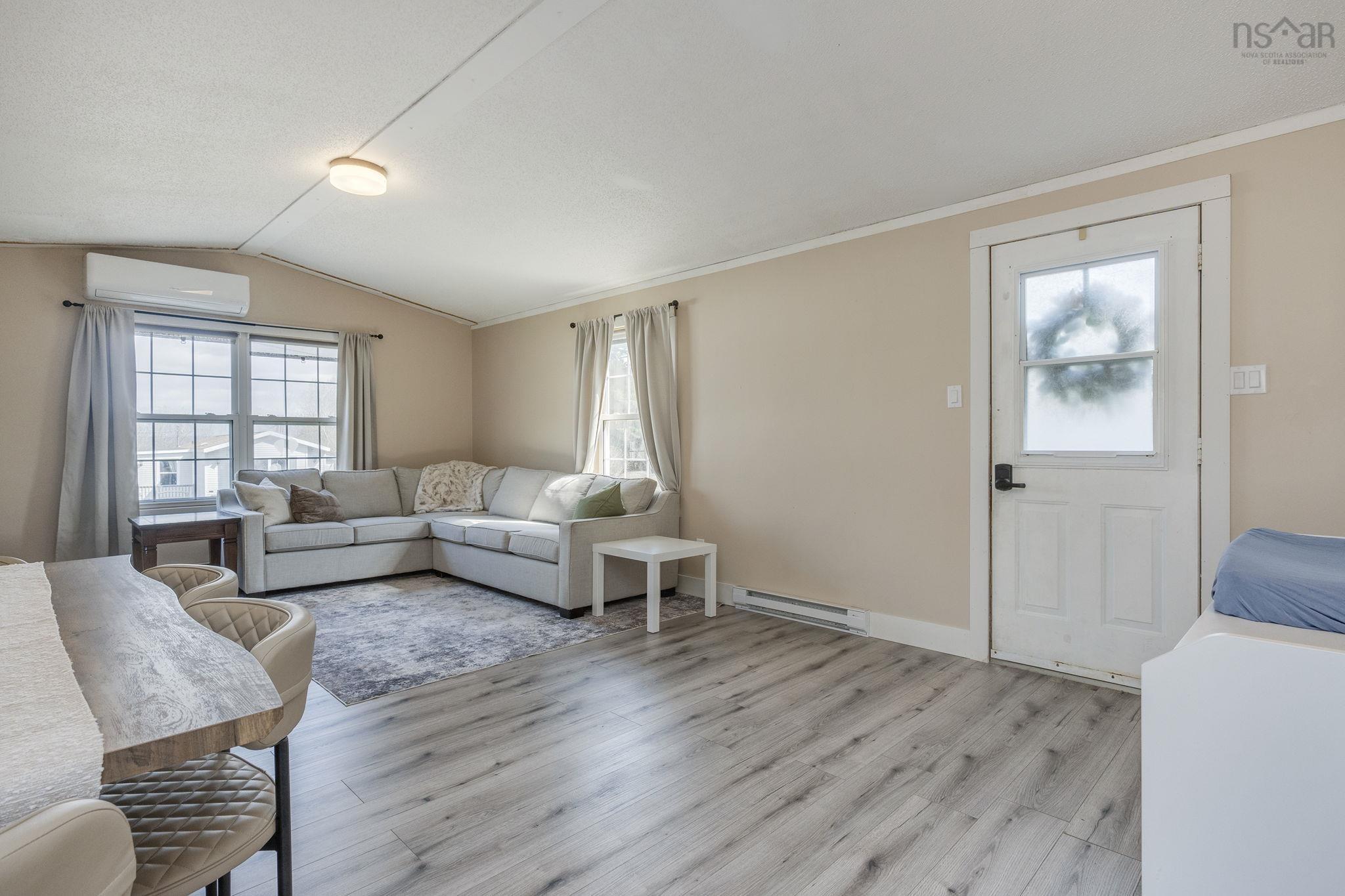 $210,000.00: 20 Maple Leaf Drive, New Minas