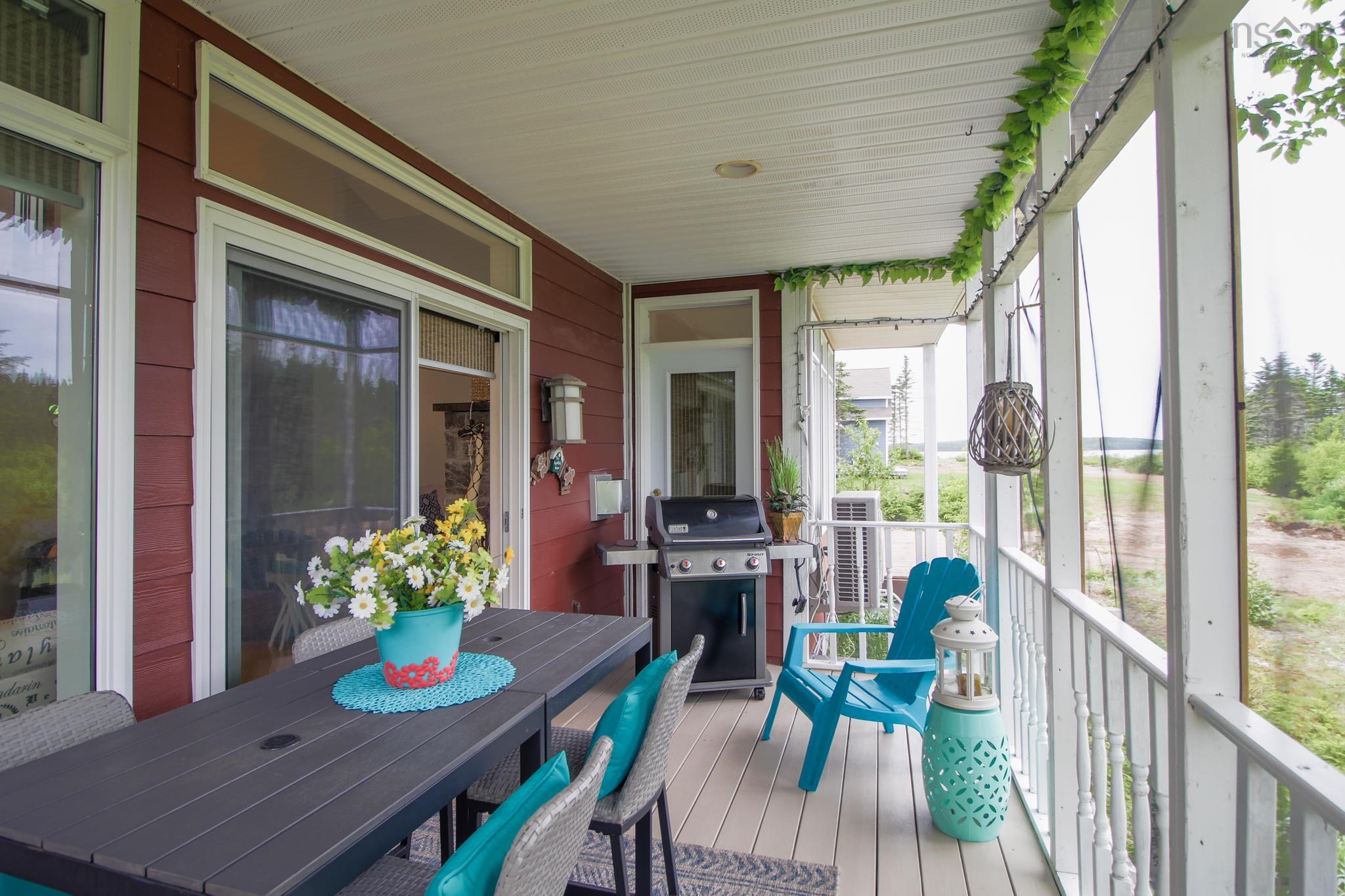 $550,000.00: 125 Bastion Avenue, Louisbourg