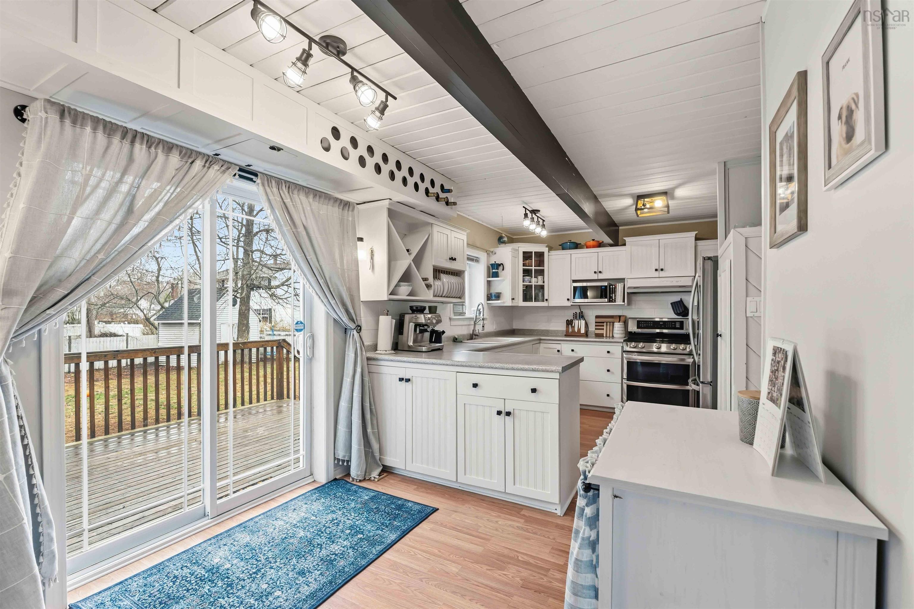 $439,500.00: 994 Aurora Crescent, Greenwood