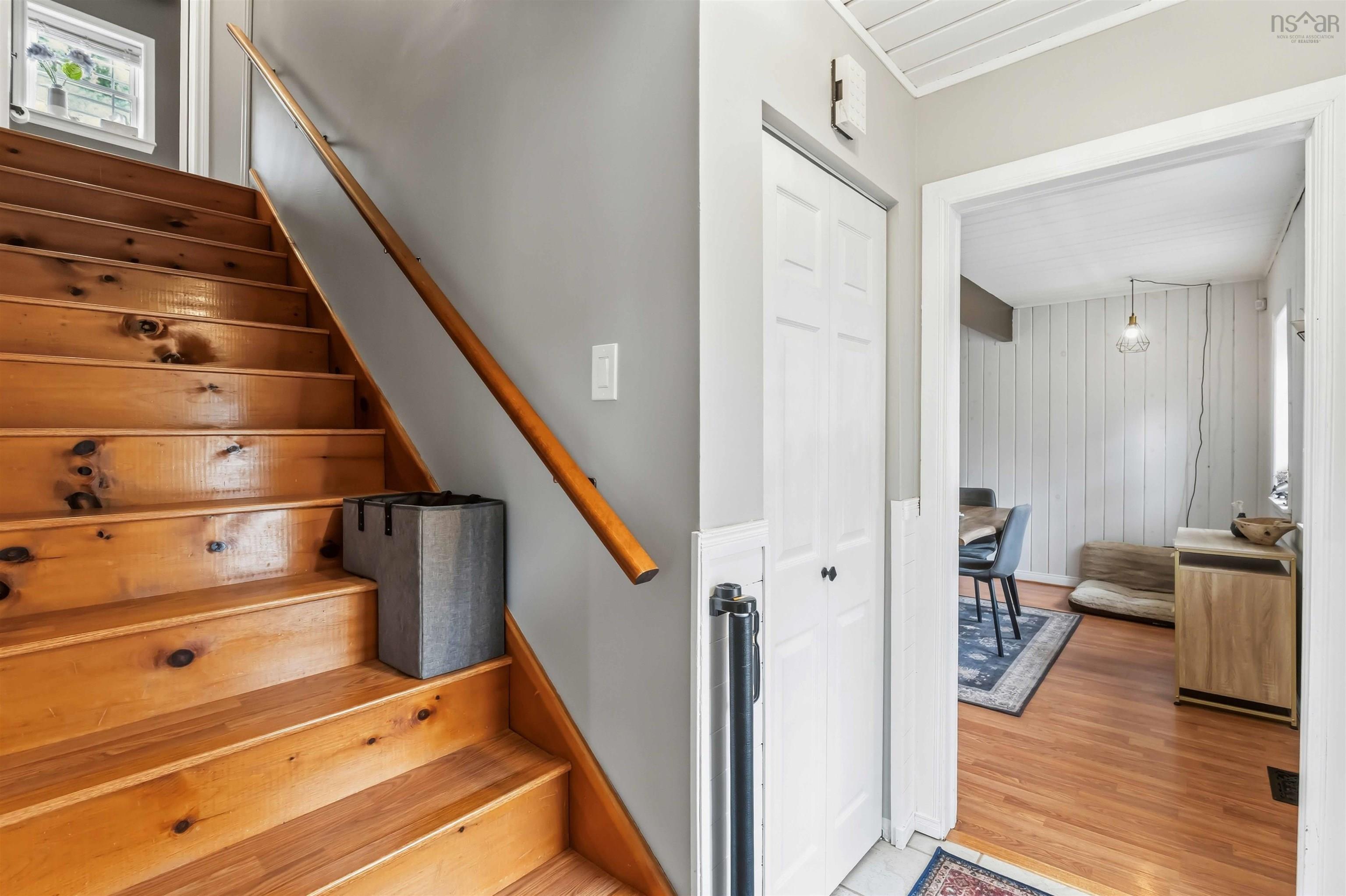 $439,500.00: 994 Aurora Crescent, Greenwood