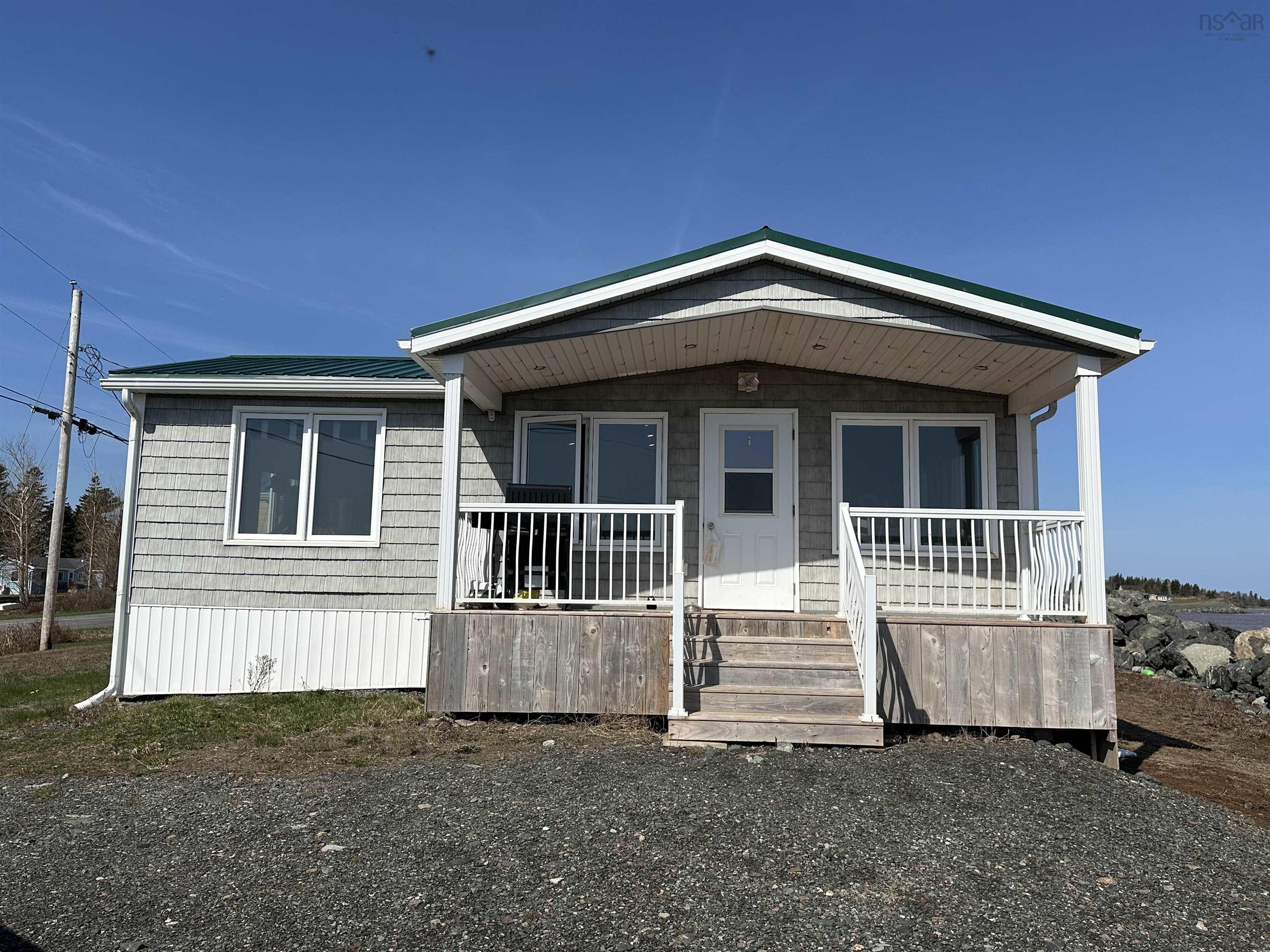 $339,000.00: 565 Caribou Island Road, Caribou Island