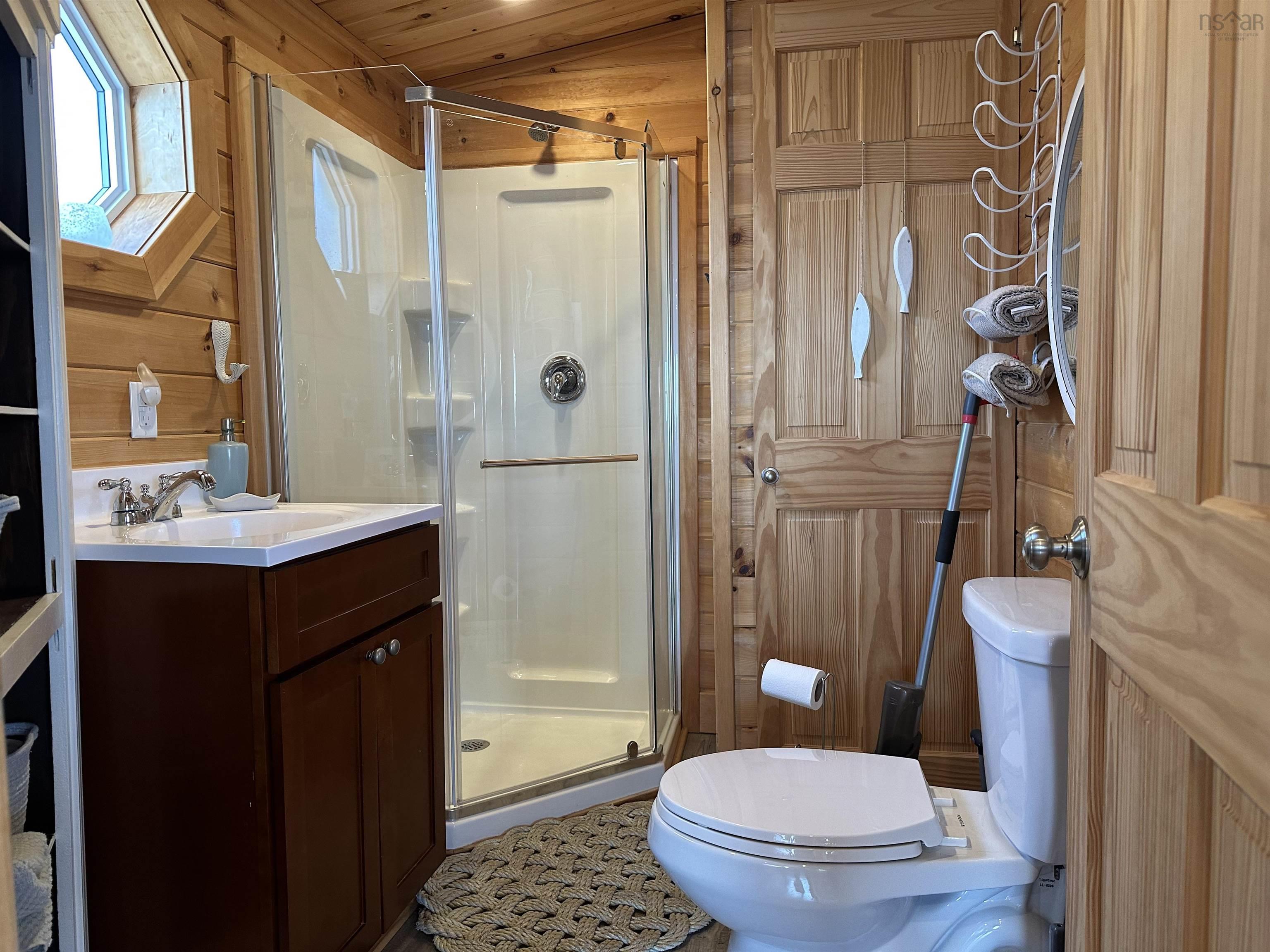 $339,000.00: 565 Caribou Island Road, Caribou Island