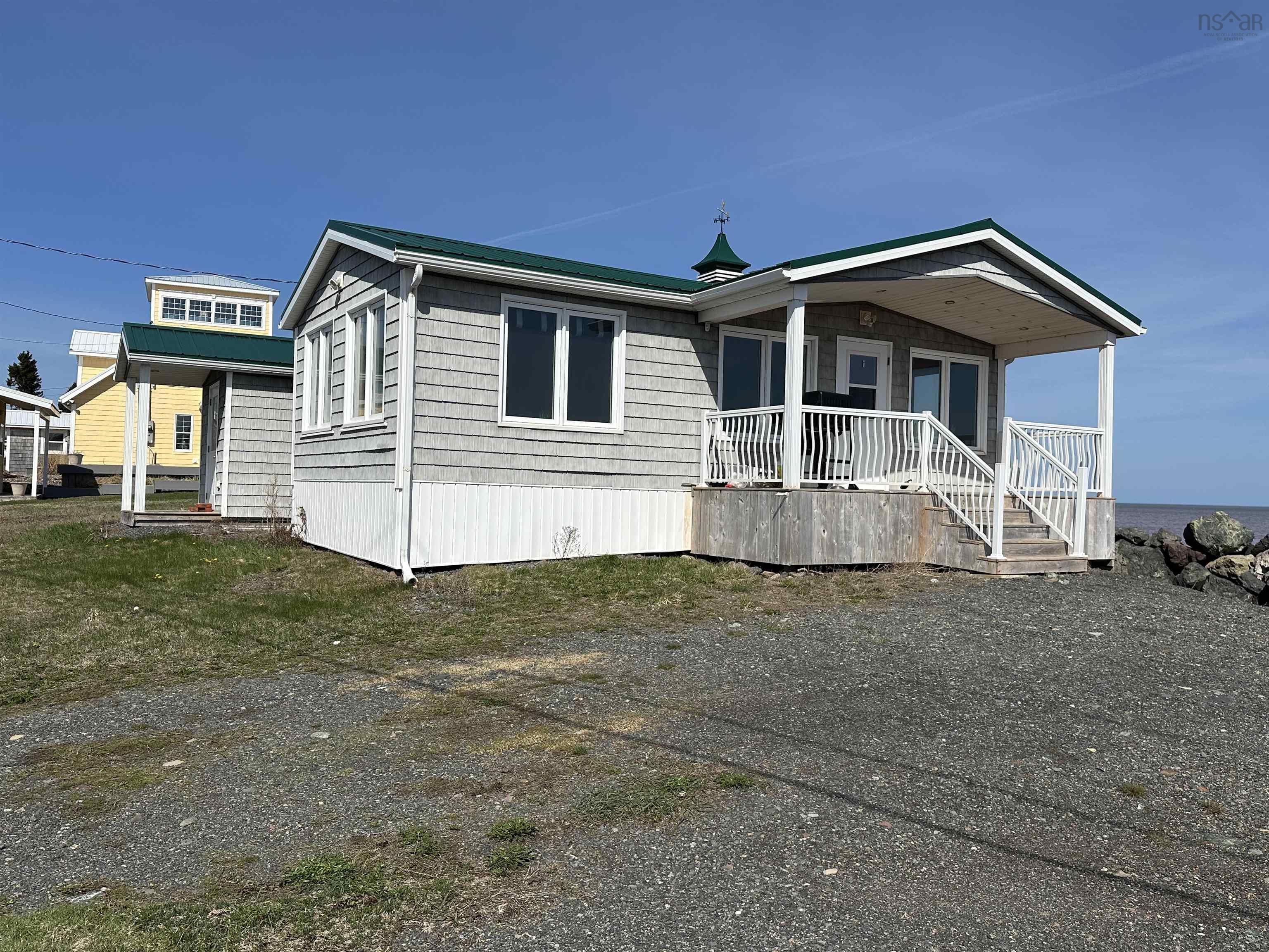 $339,000.00: 565 Caribou Island Road, Caribou Island