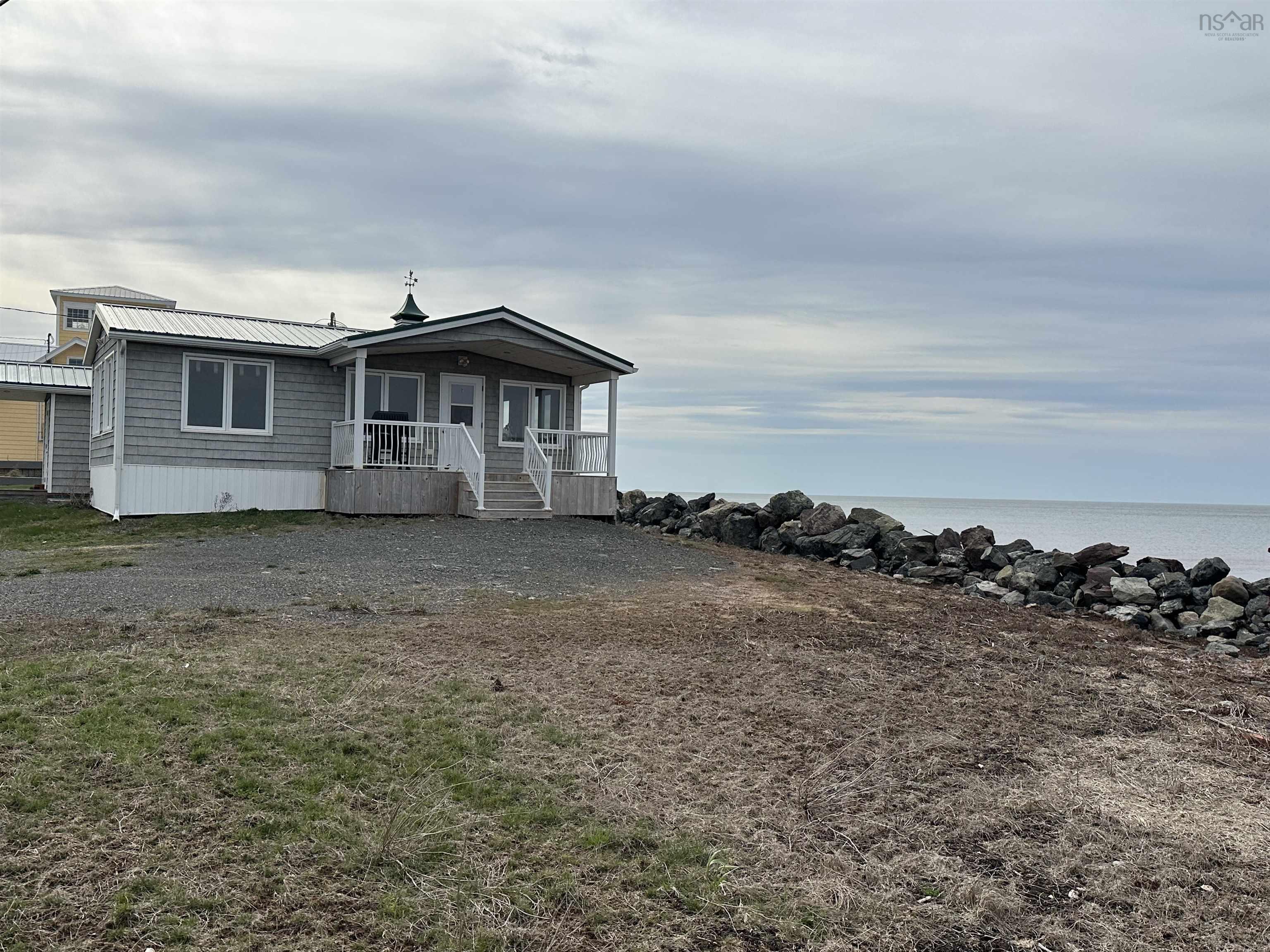 $339,000.00: 565 Caribou Island Road, Caribou Island
