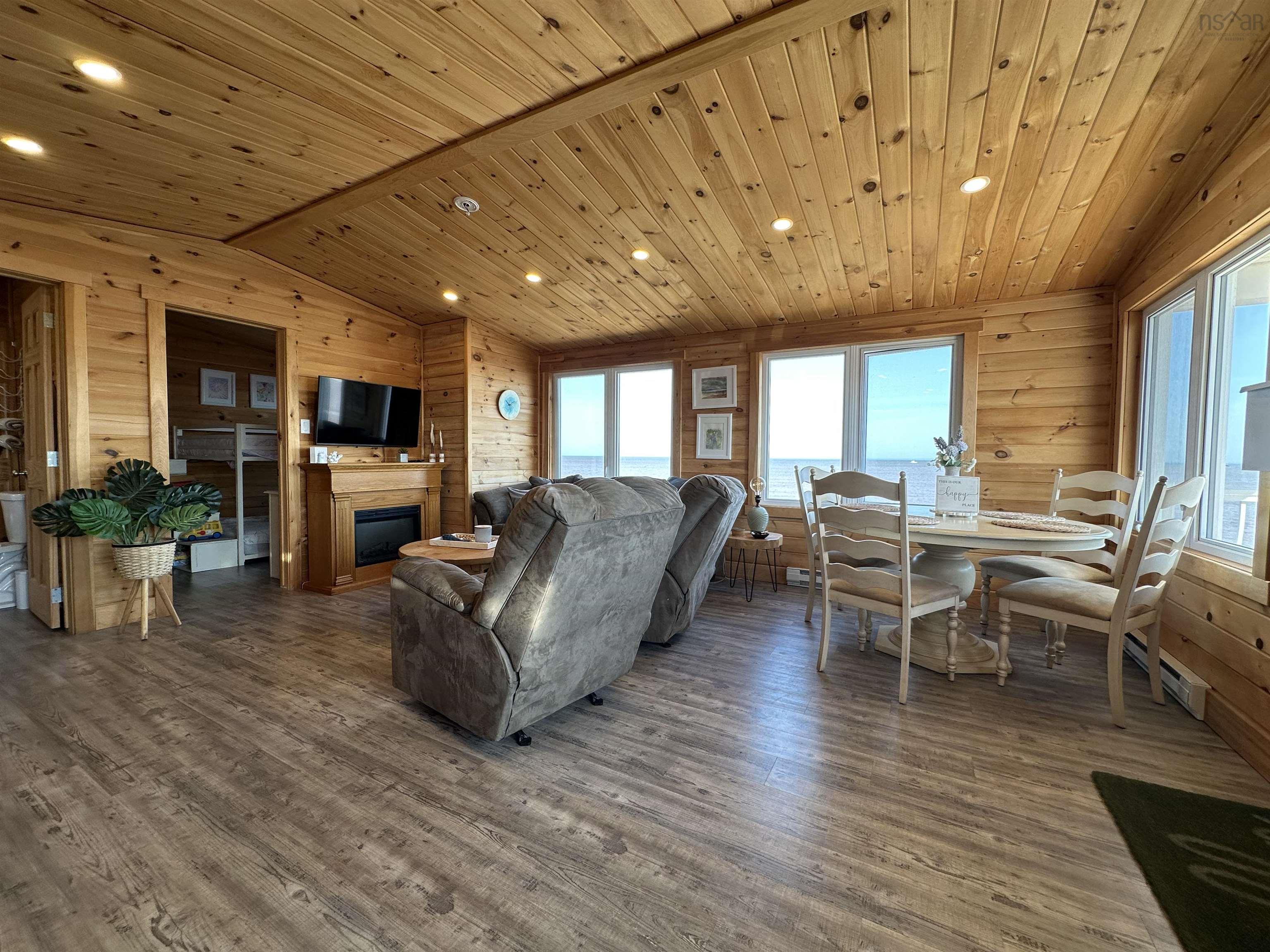 $339,000.00: 565 Caribou Island Road, Caribou Island