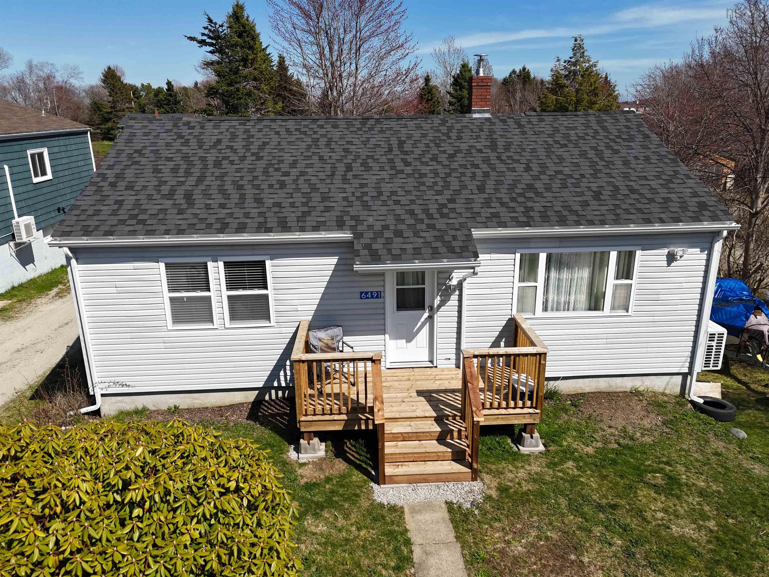 $325,000.00: 6491 Highway 3, Western Shore