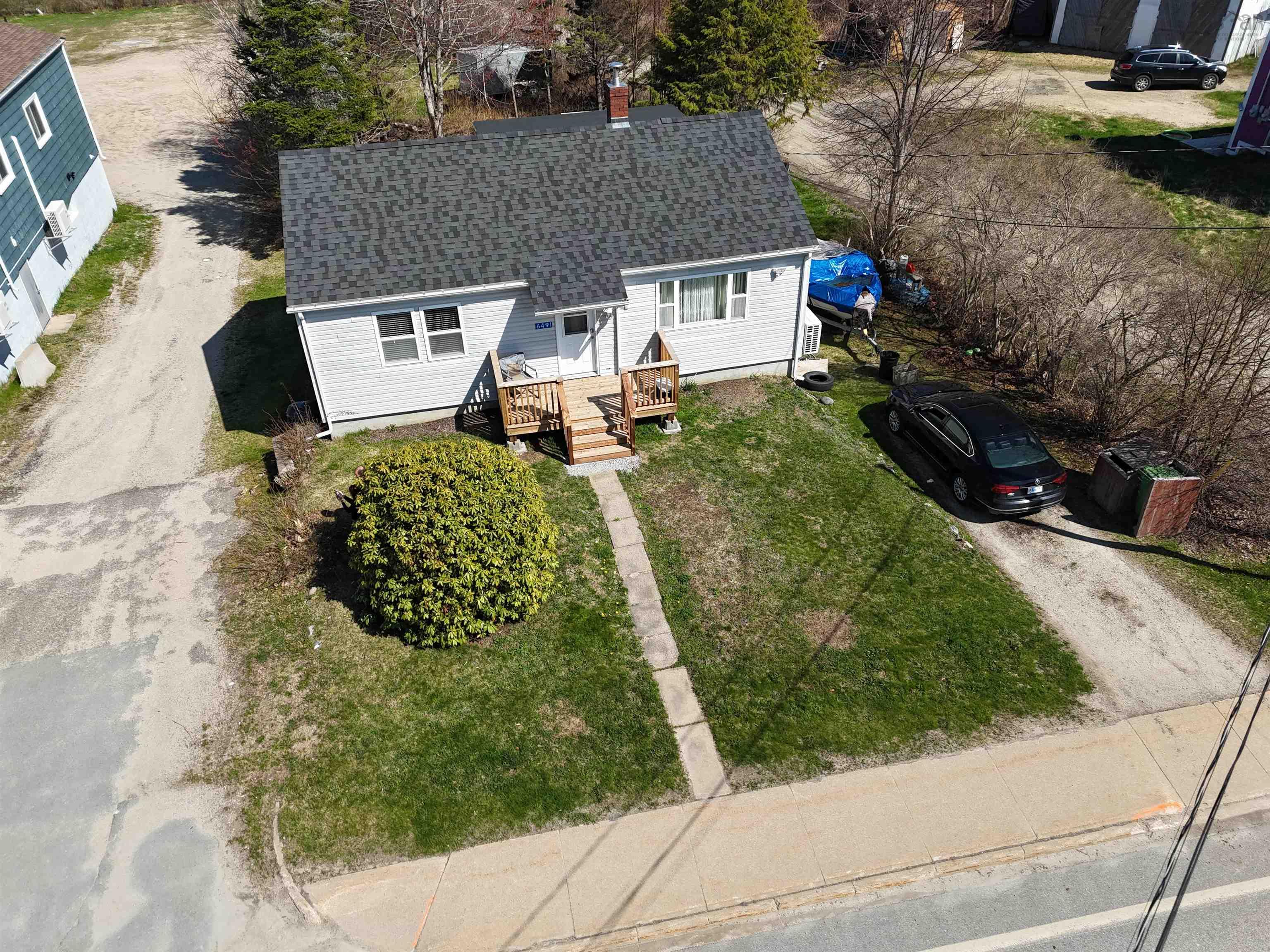 $325,000.00: 6491 Highway 3, Western Shore