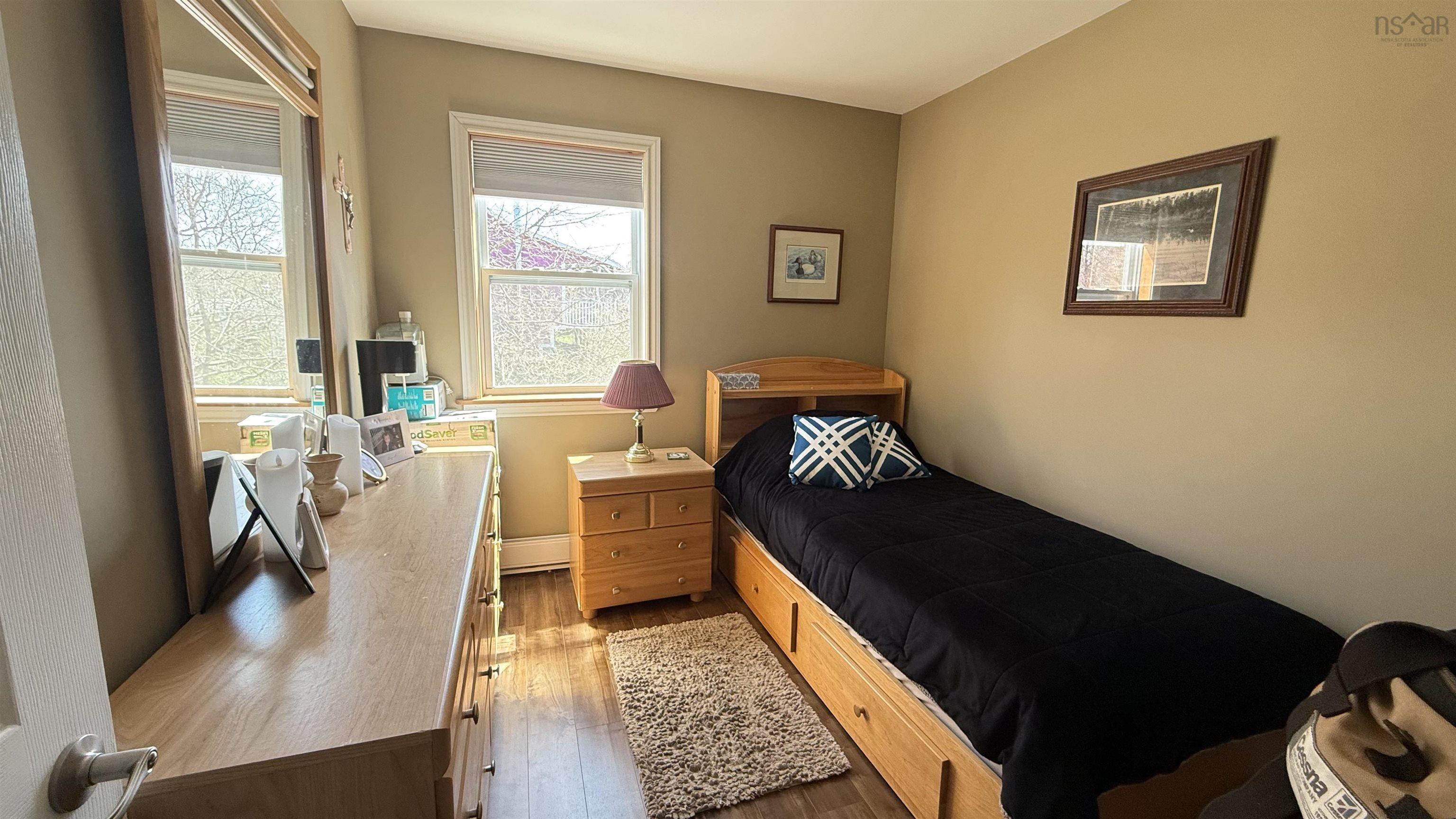 $325,000.00: 6491 Highway 3, Western Shore