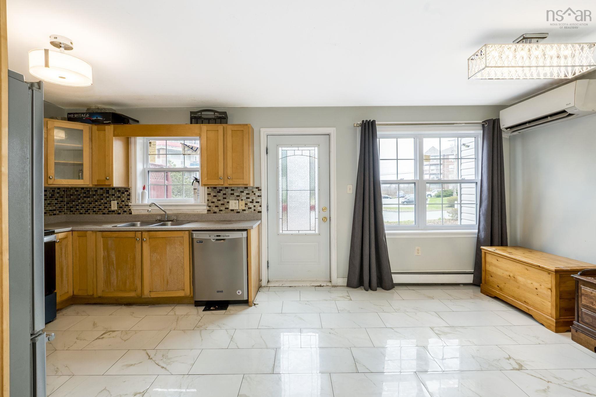 16 Prestwick Close, Clayton Park, NS (MLS 202610161)