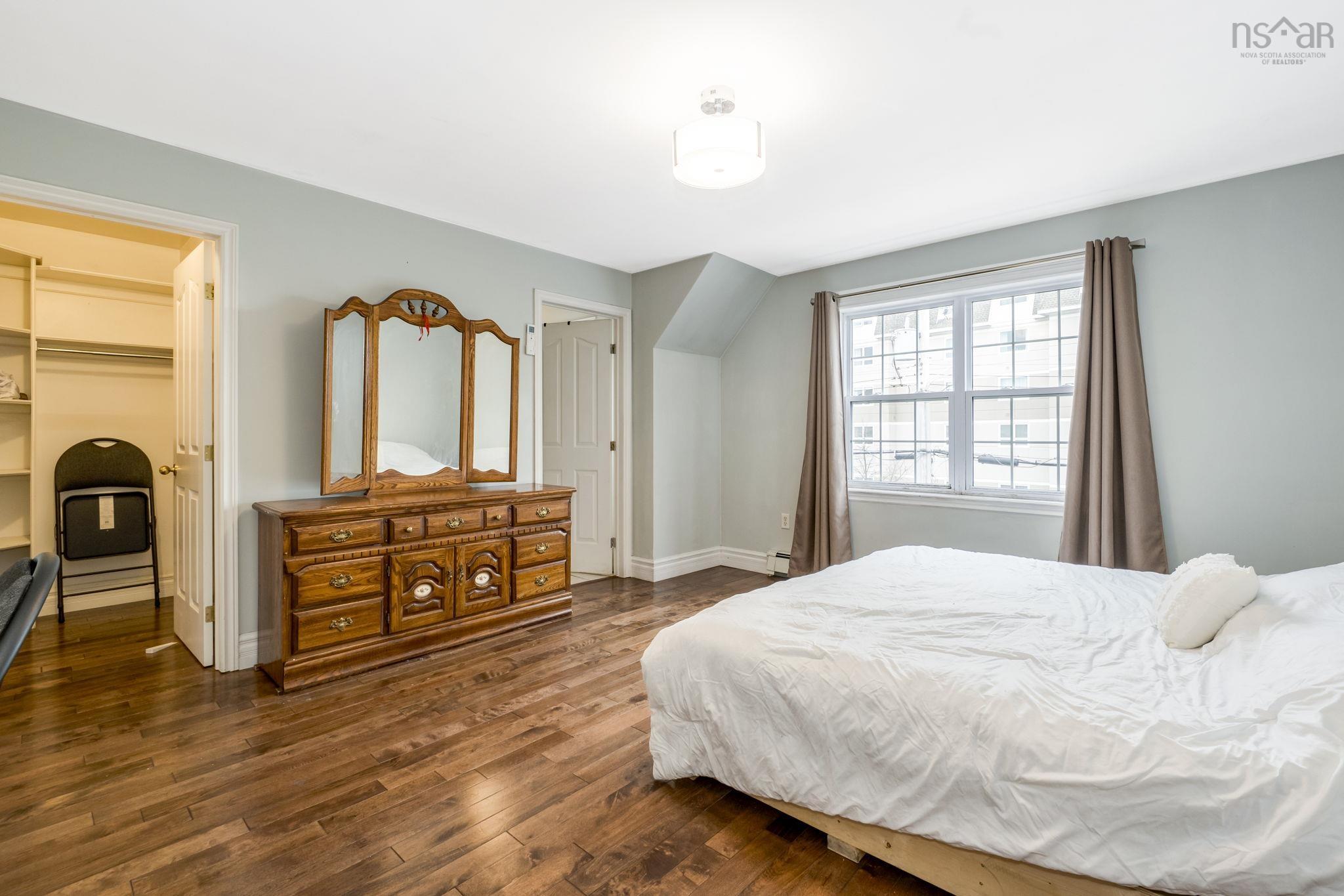16 Prestwick Close, Clayton Park, NS (MLS 202610161)