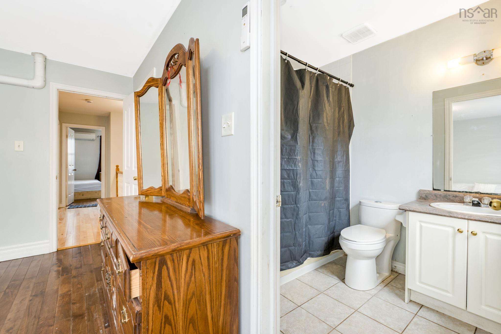 16 Prestwick Close, Clayton Park, NS (MLS 202610161)