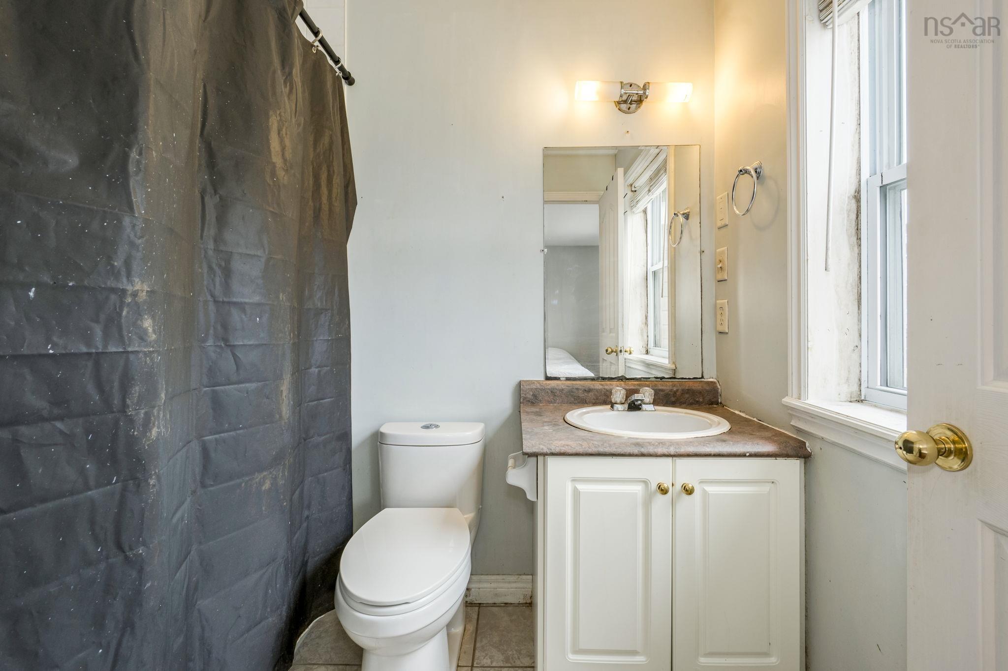 16 Prestwick Close, Clayton Park, NS (MLS 202610161)