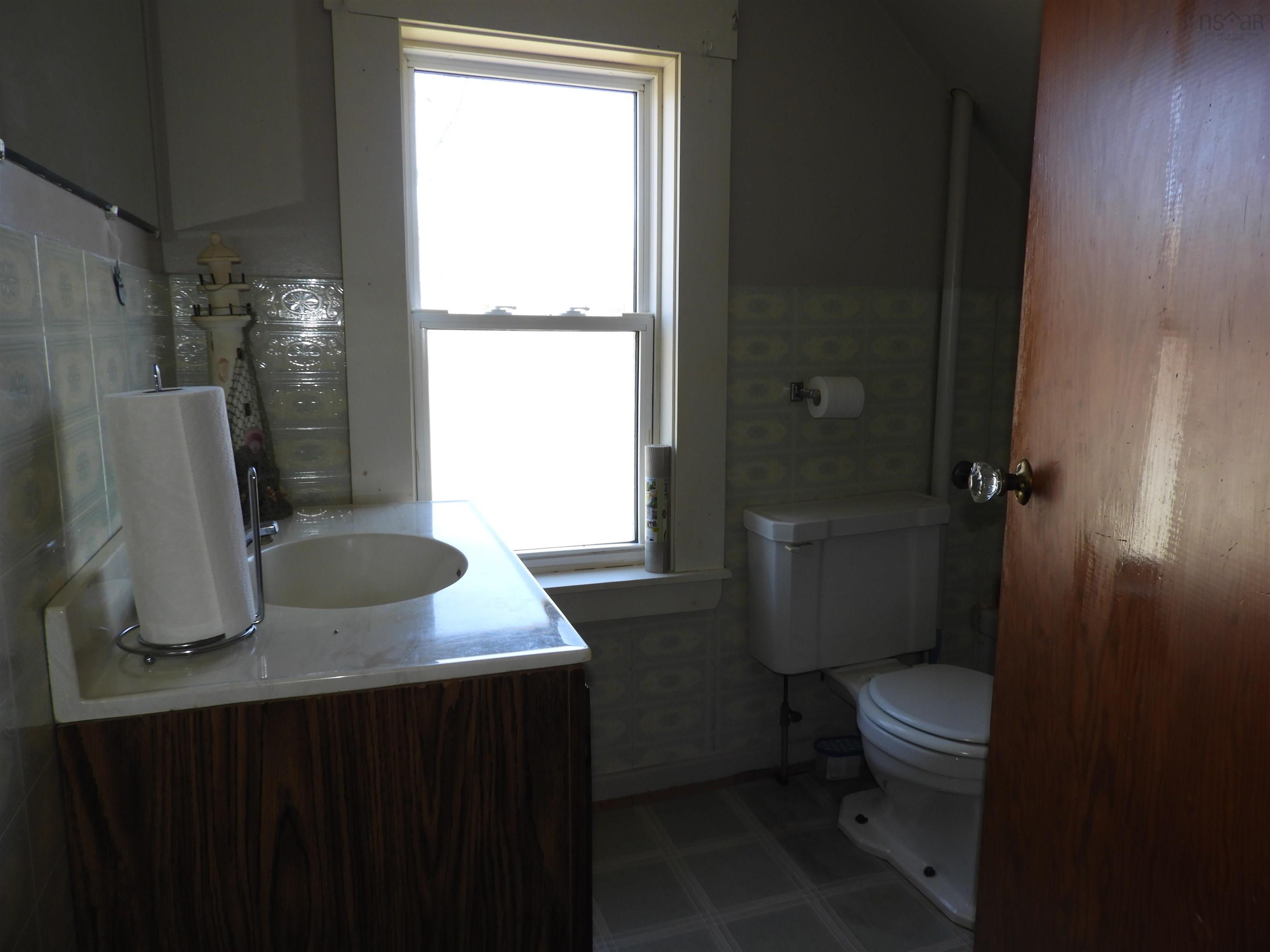 $199,900.00: 767 Mill Road, Mill Road