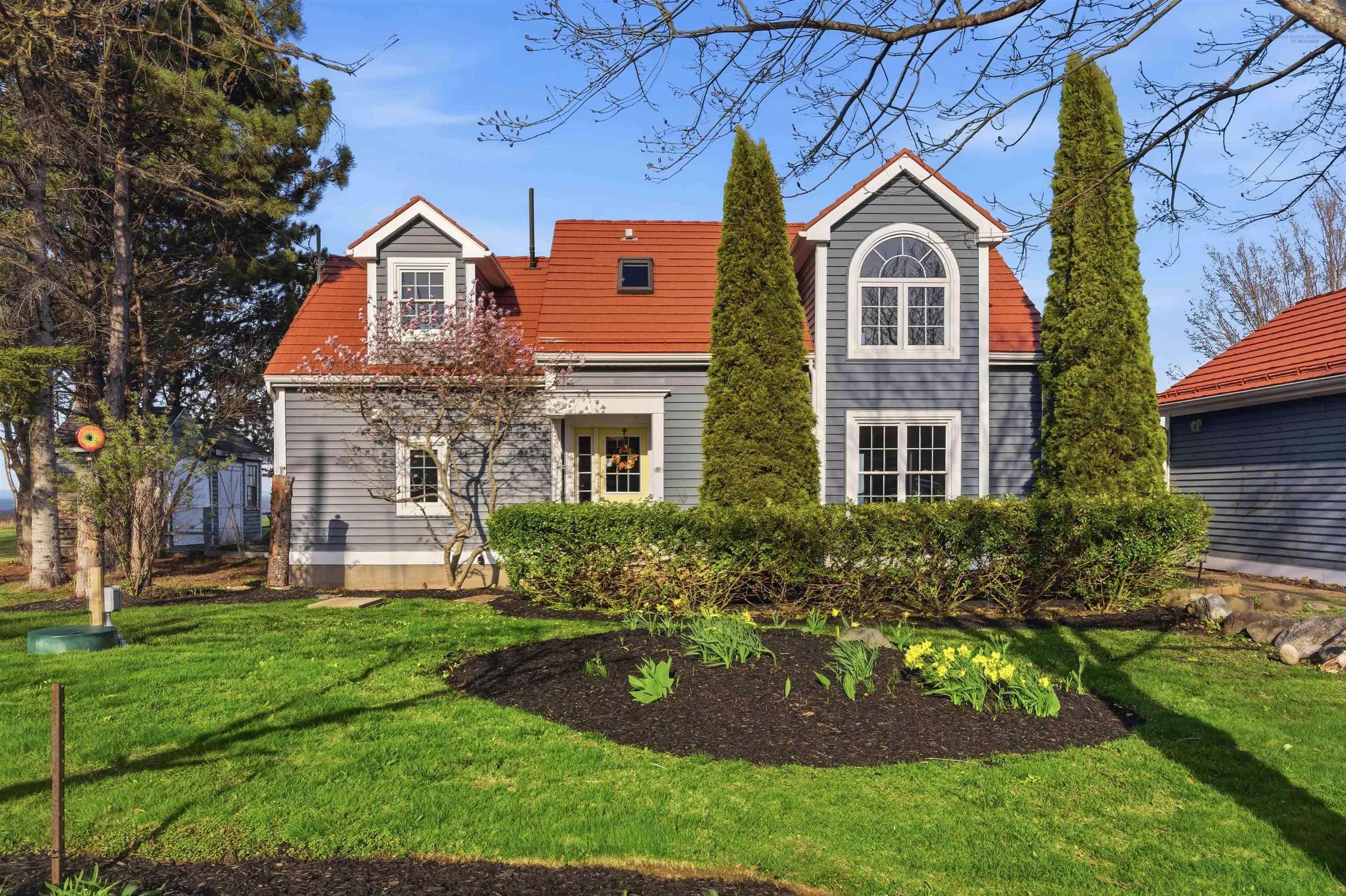 $549,900.00: 79 Blomidon Crescent, Lower Blomidon
