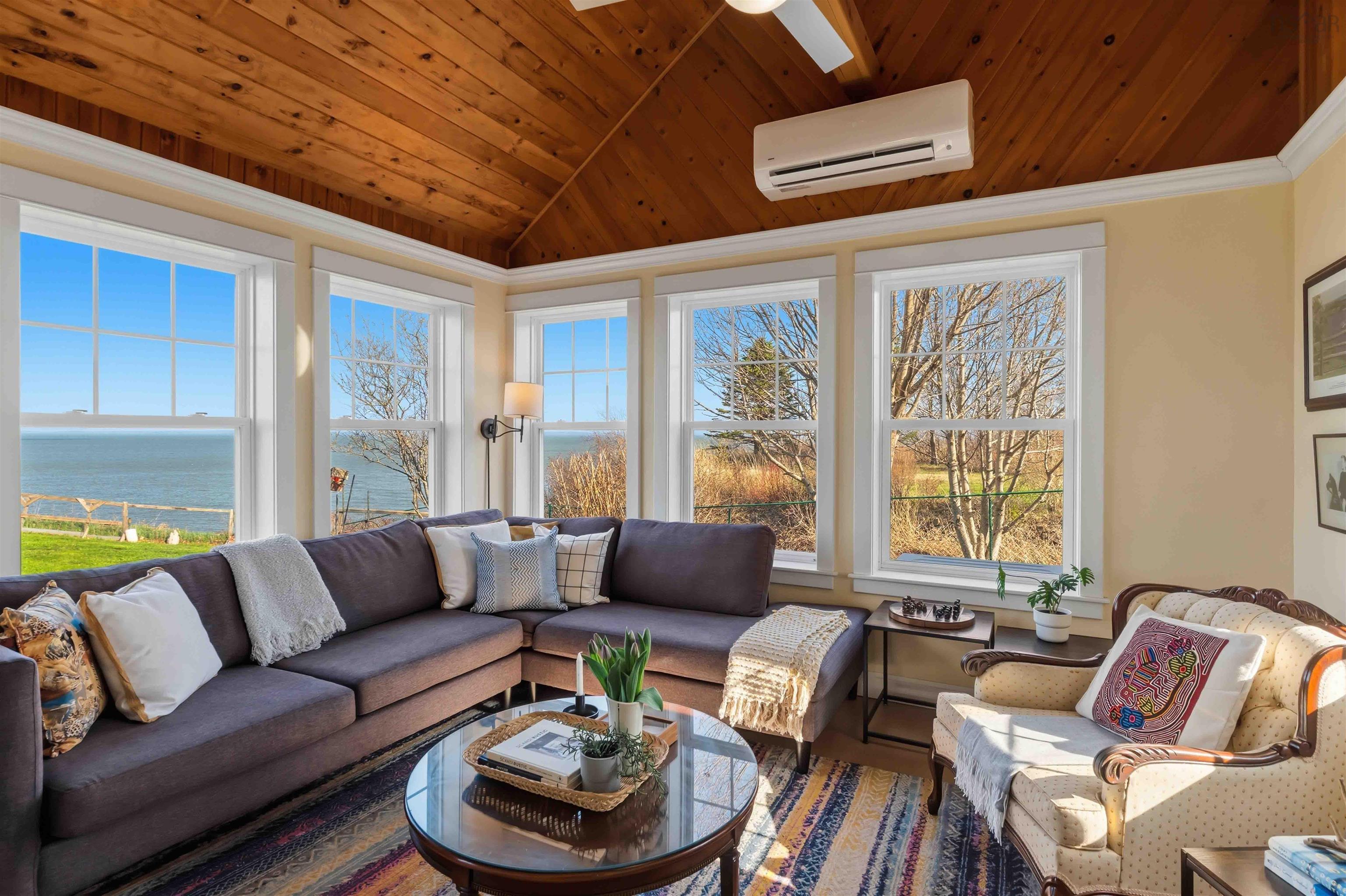 $549,900.00: 79 Blomidon Crescent, Lower Blomidon