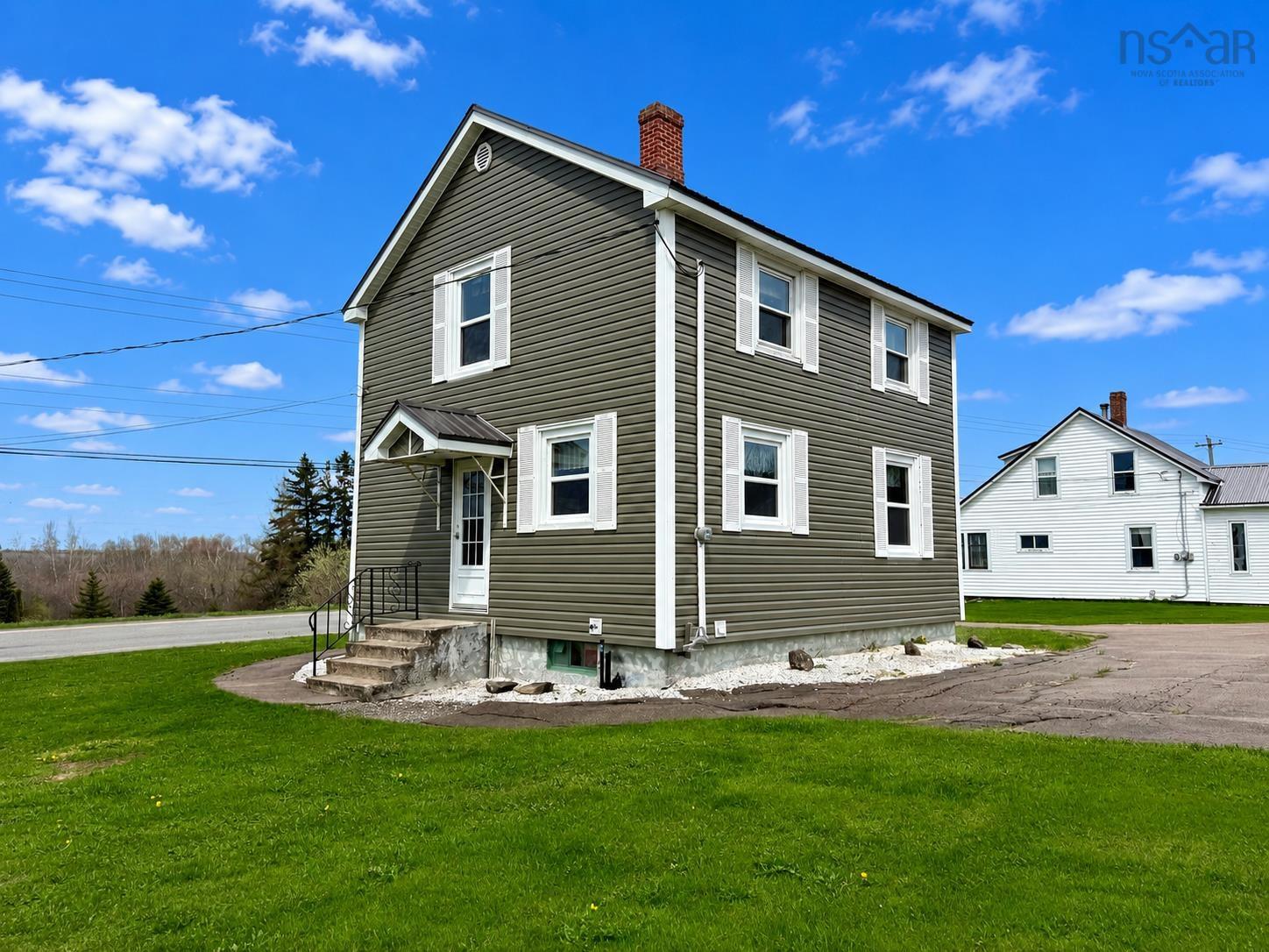 $179,900.00: 4861 242 Highway, Maccan