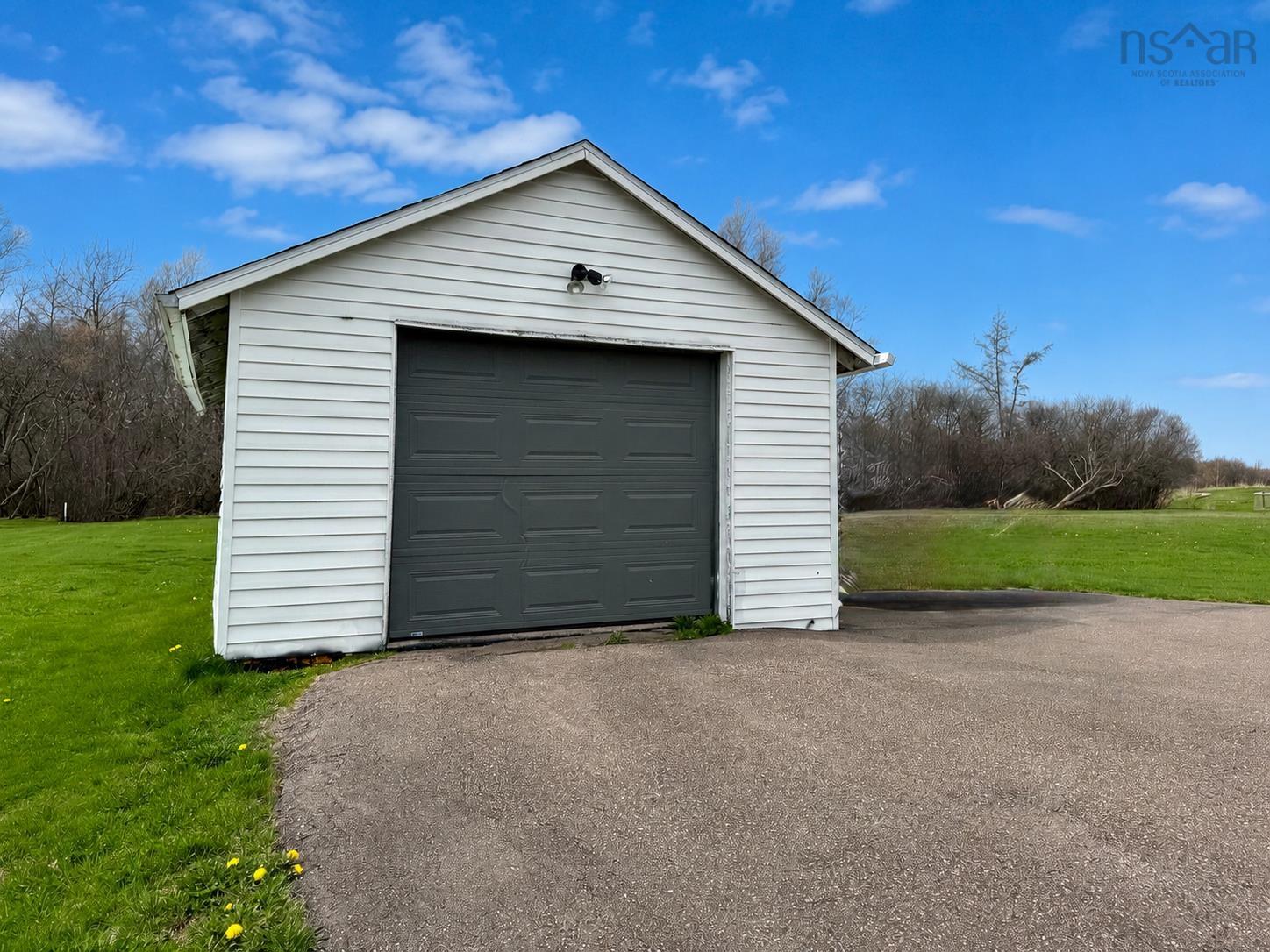 $179,900.00: 4861 242 Highway, Maccan