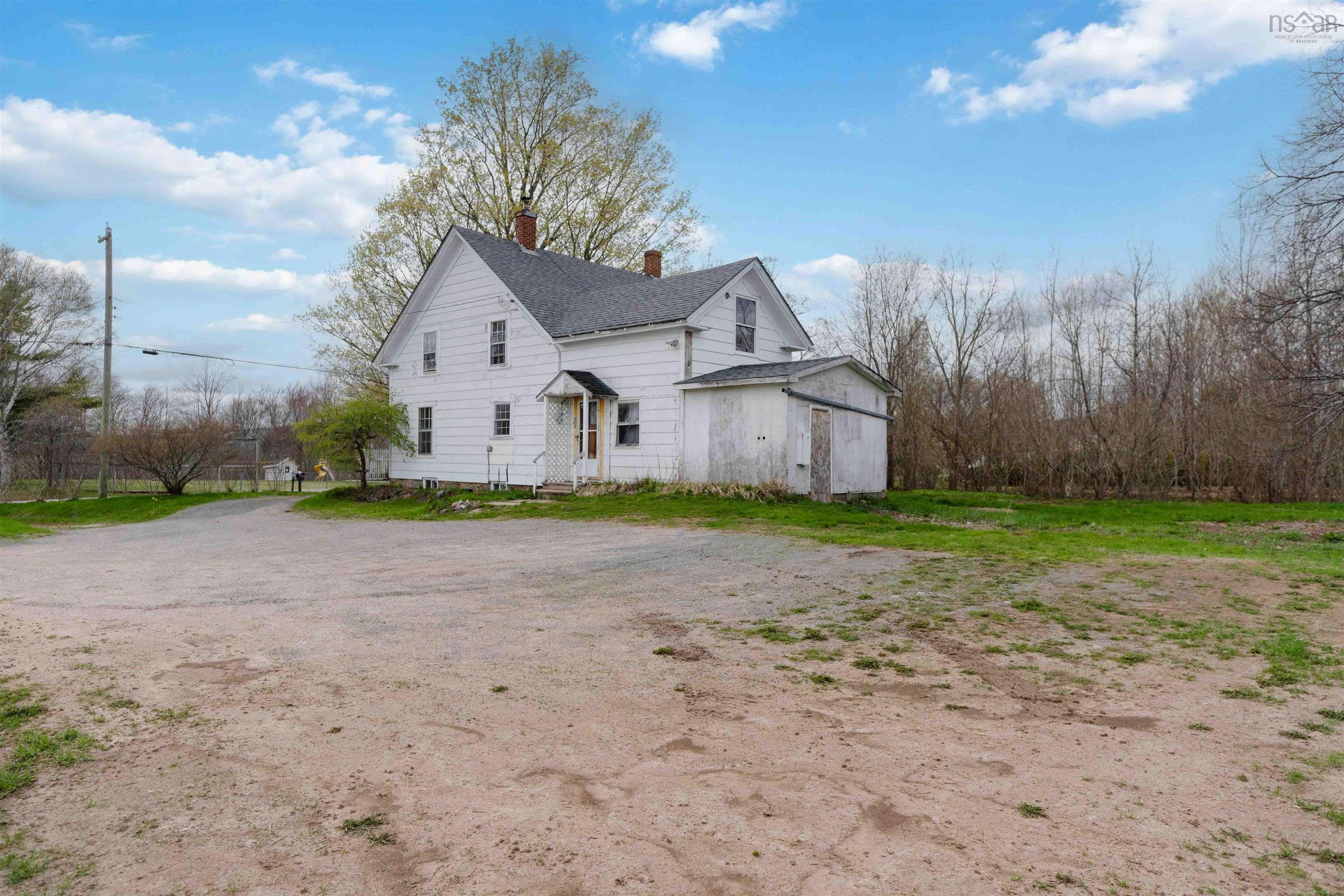 $275,000.00: 2622 Black Rock Road, Grafton