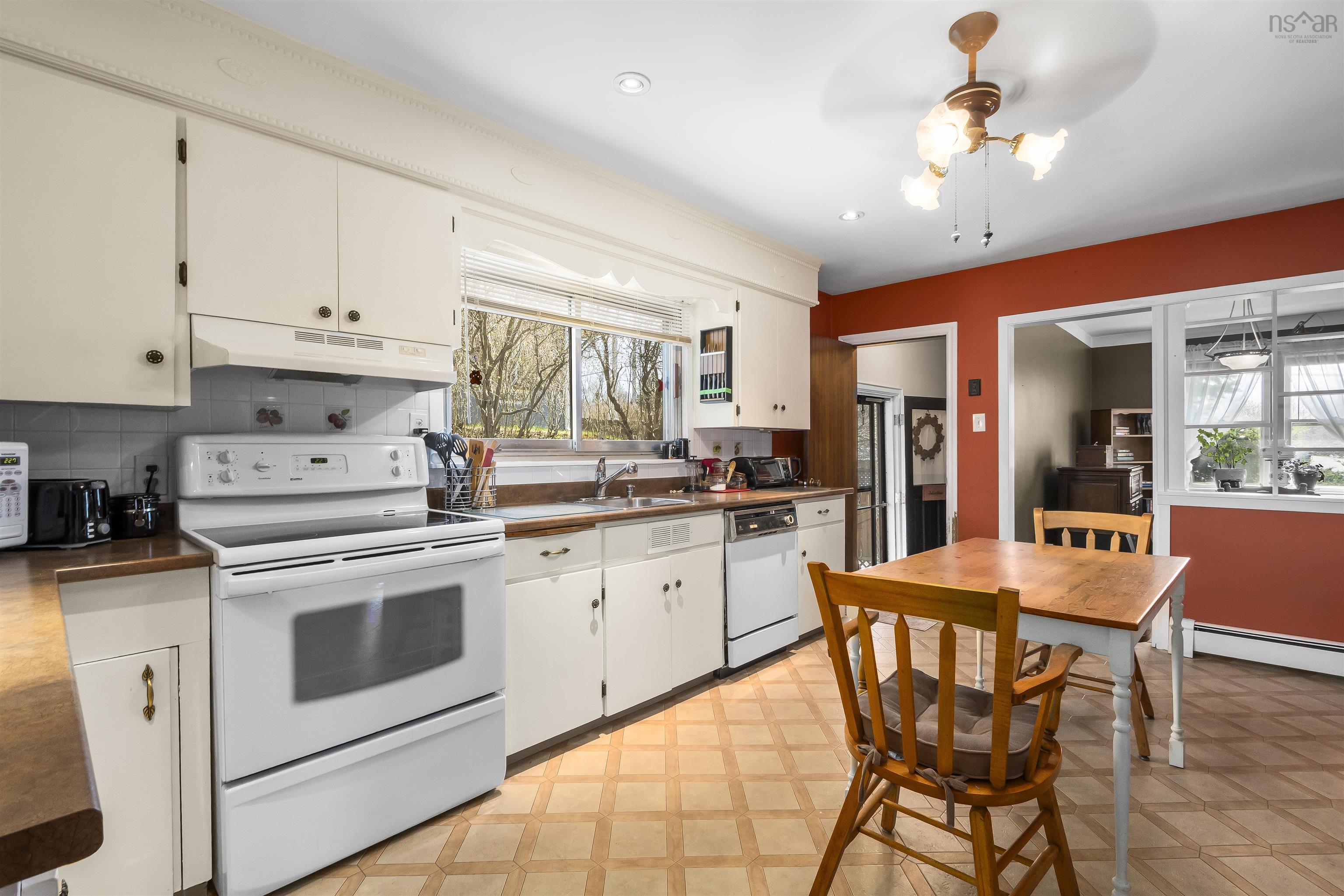 8 Curley Drive, Dartmouth, NS (MLS 202610188)