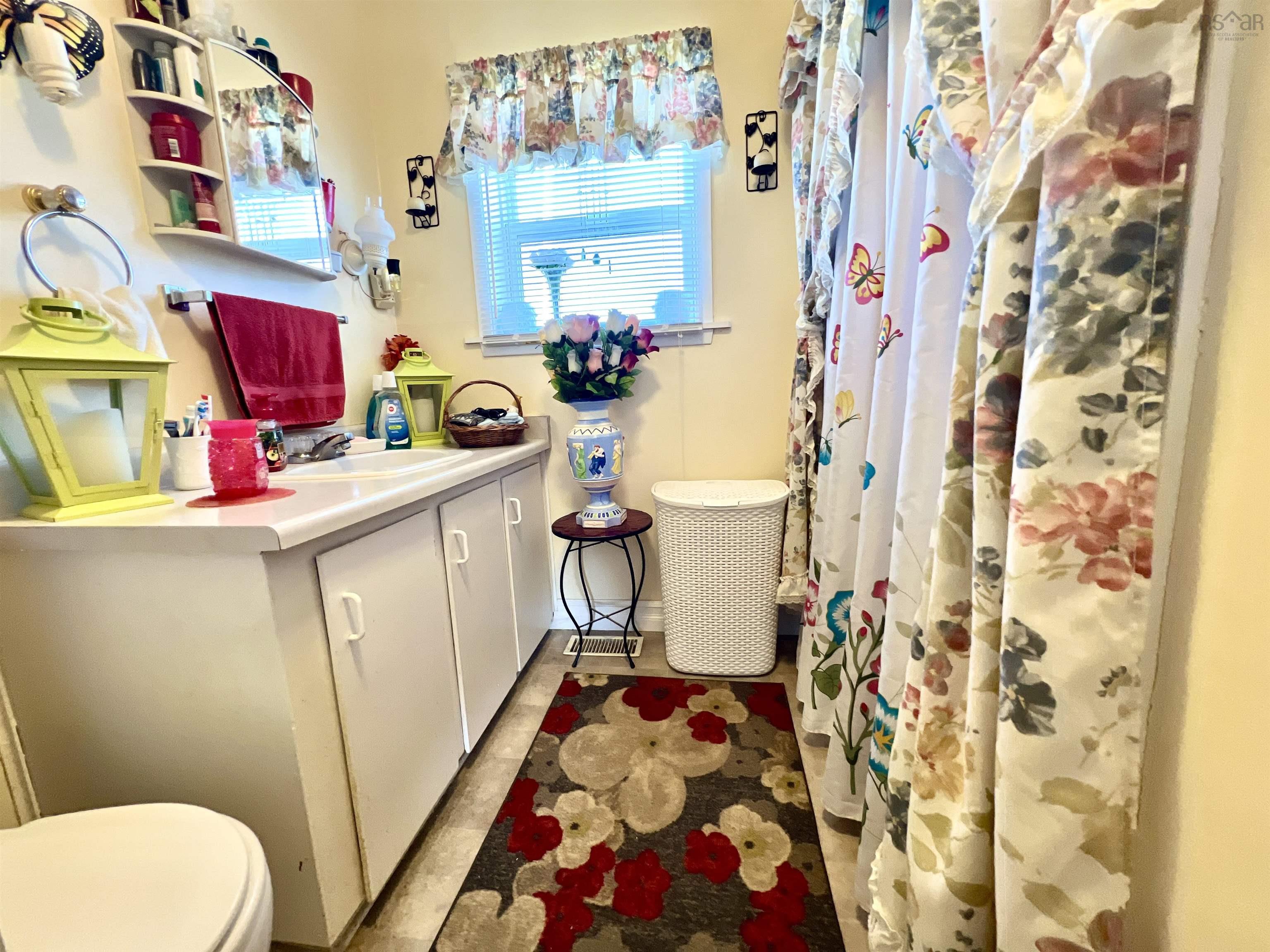 $199,900.00: 15014 Cabot trail, Chéticamp
