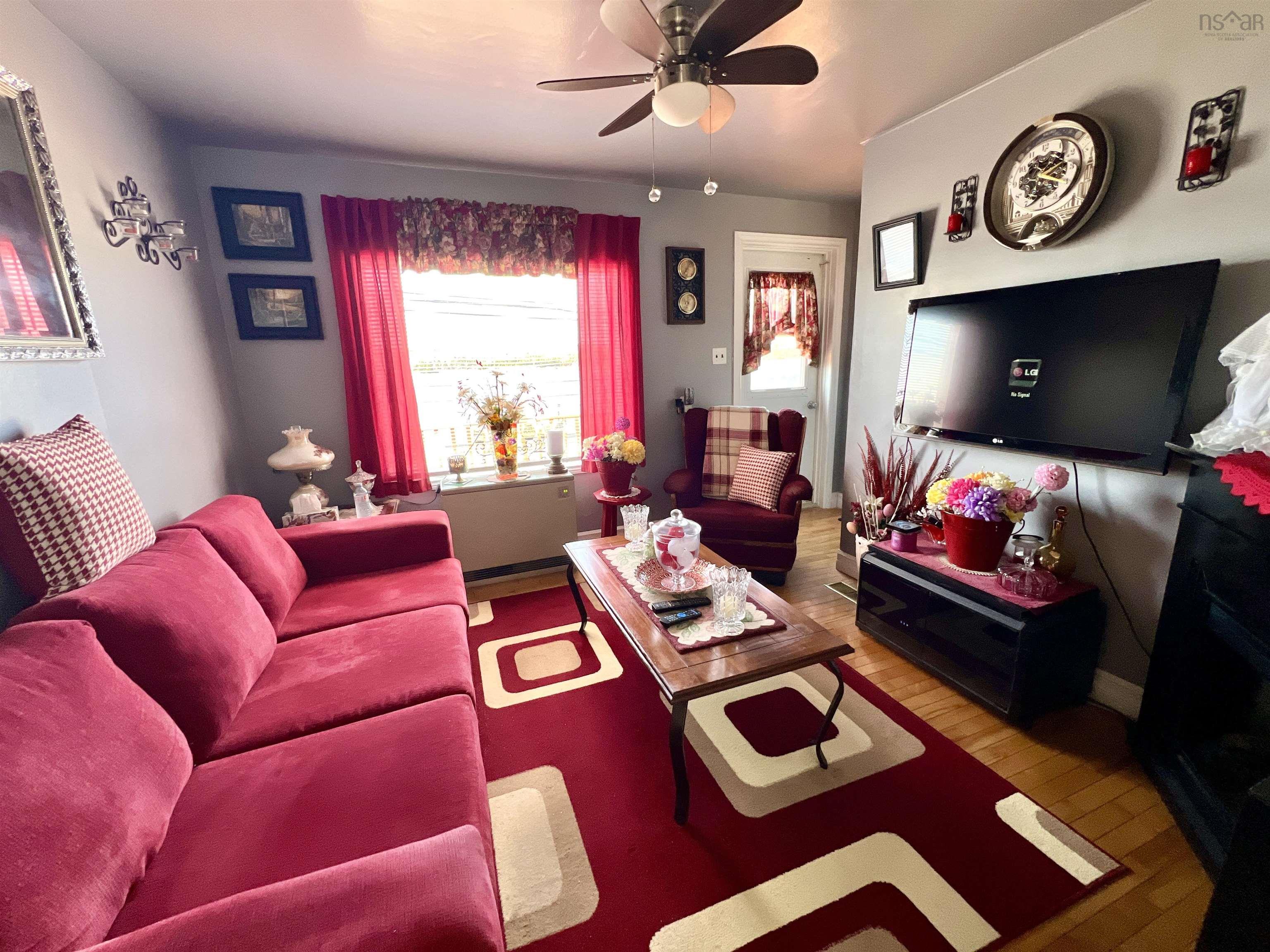 $199,900.00: 15014 Cabot trail, Chéticamp