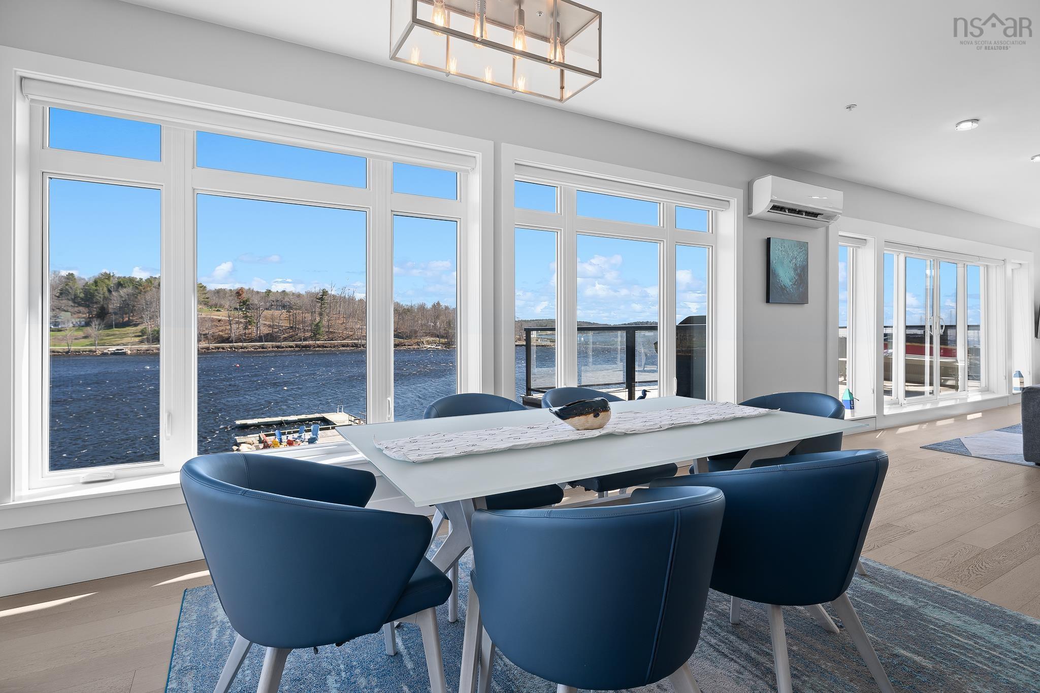 $1,175,000.00: 5 629 Main Street, Mahone Bay