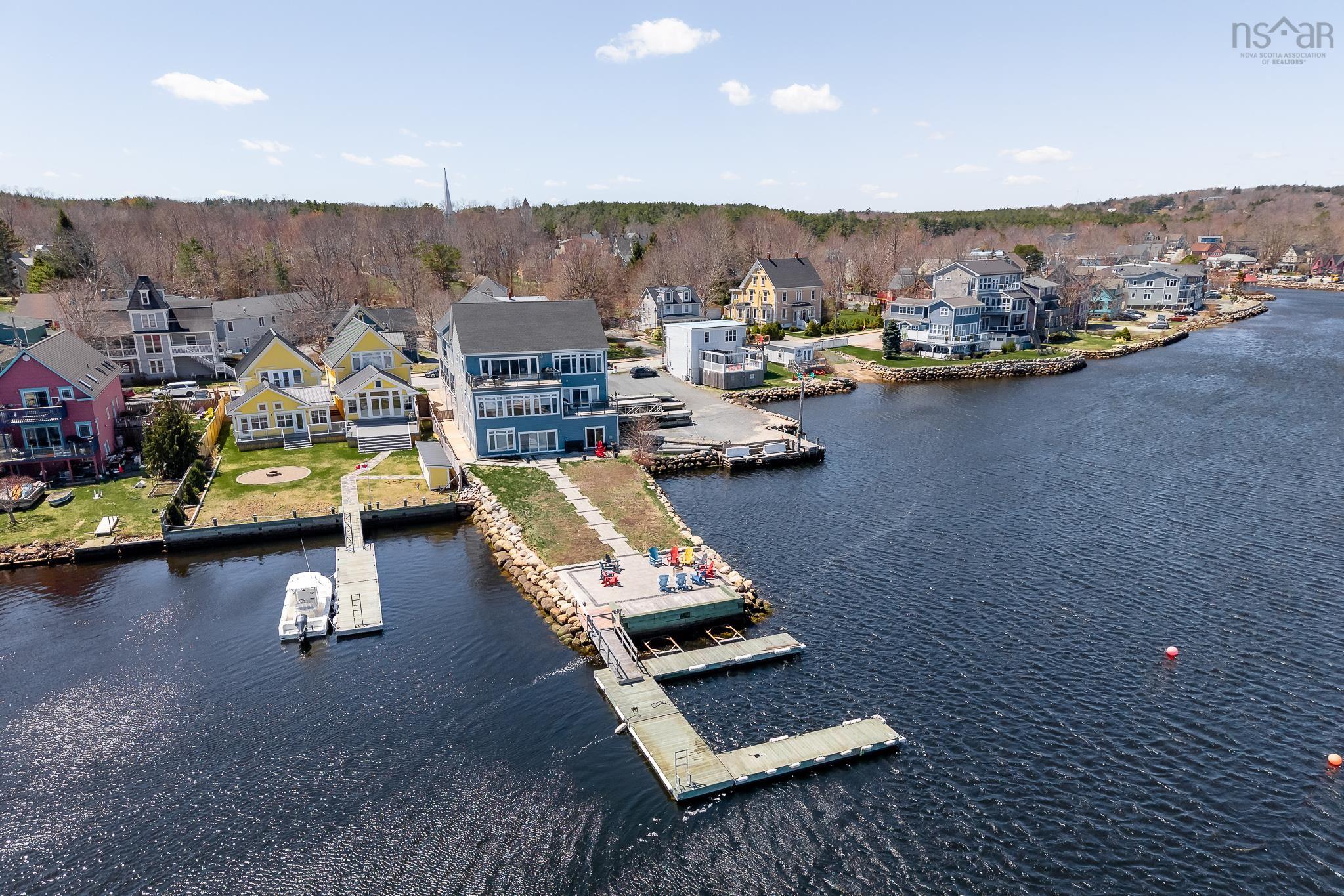 $1,175,000.00: 5 629 Main Street, Mahone Bay