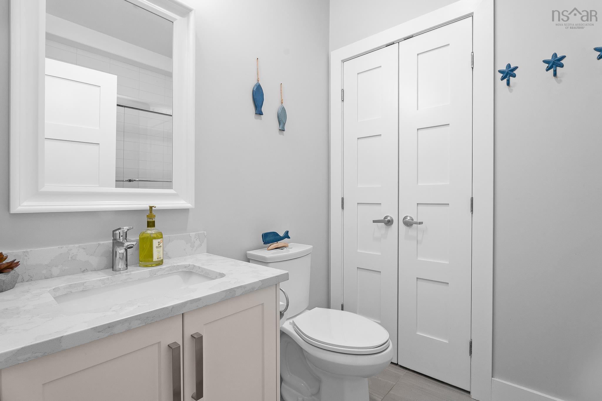 $1,175,000.00: 5 629 Main Street, Mahone Bay