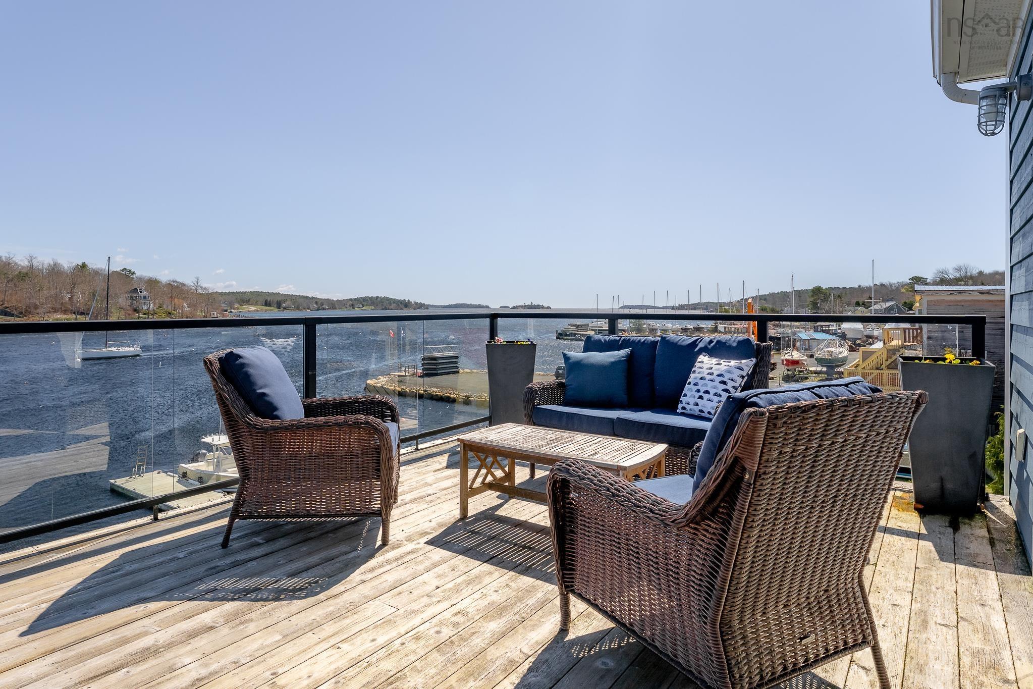 $1,175,000.00: 5 629 Main Street, Mahone Bay