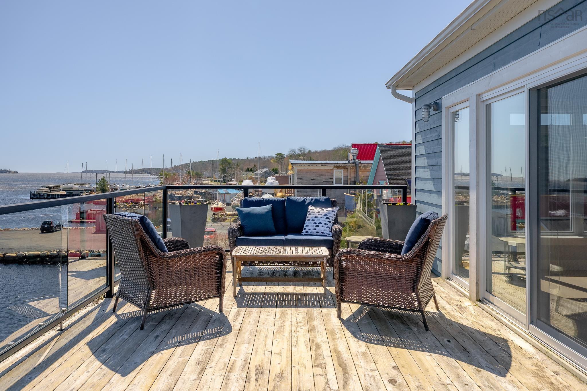 $1,175,000.00: 5 629 Main Street, Mahone Bay