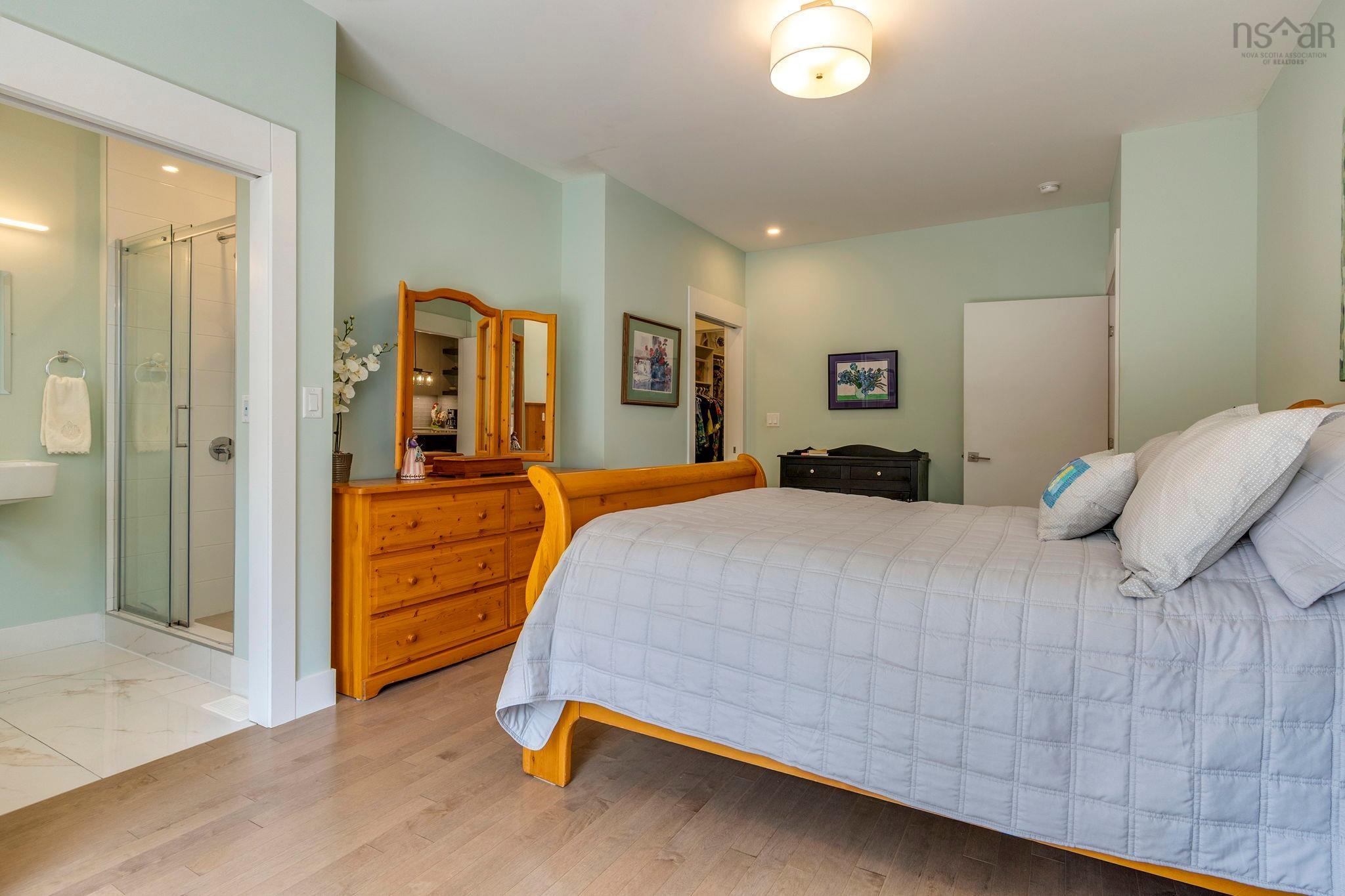 13 Helen Creighton Court, Bedford, NS (MLS 202610196)