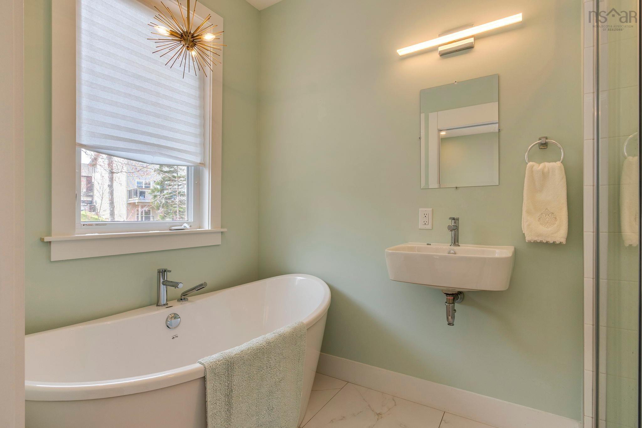 13 Helen Creighton Court, Bedford, NS (MLS 202610196)