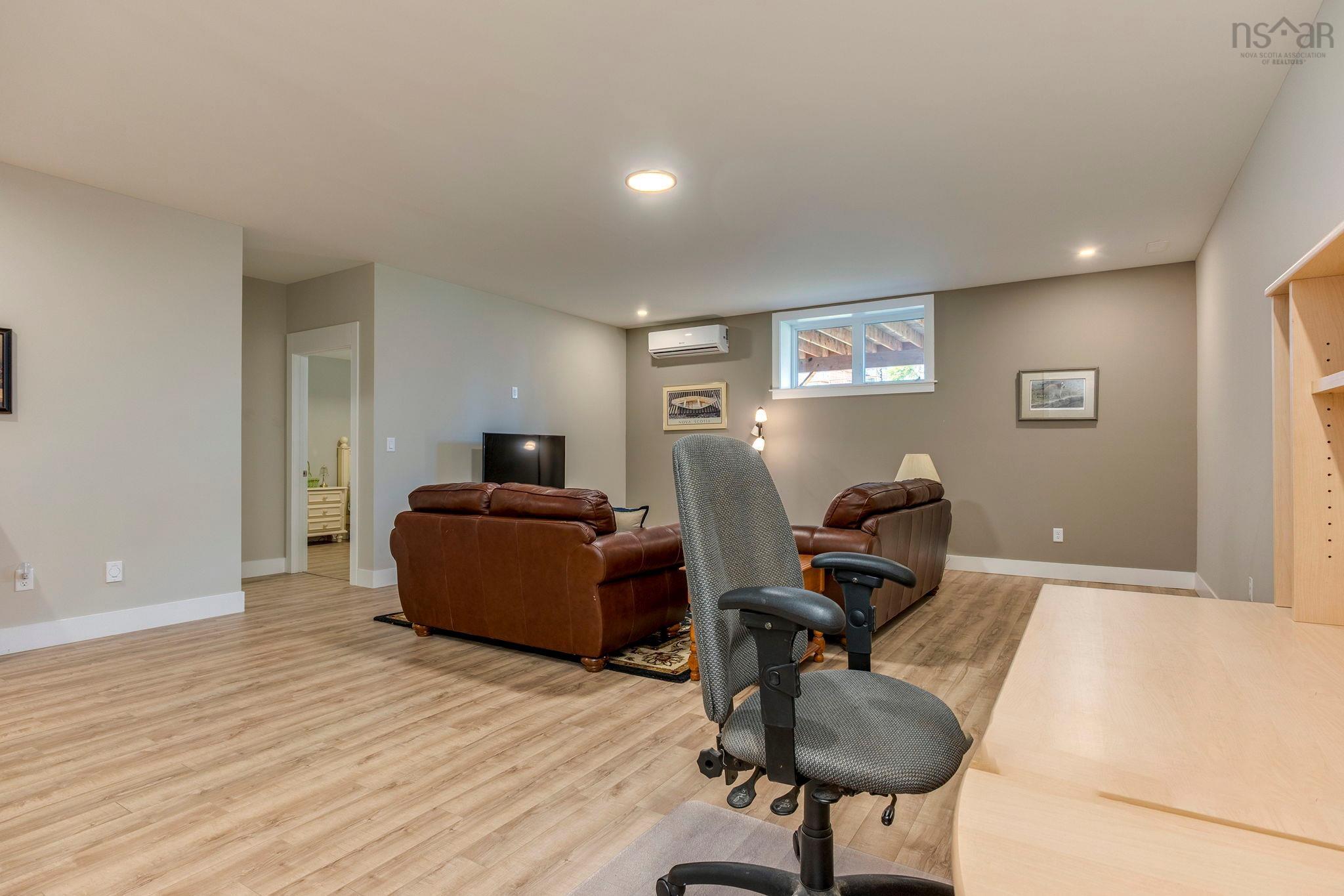 13 Helen Creighton Court, Bedford, NS (MLS 202610196)