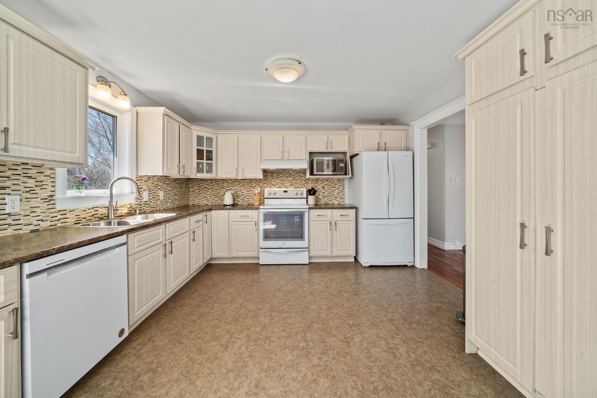 5 Fury Drive, Dartmouth, NS (MLS 202610199)