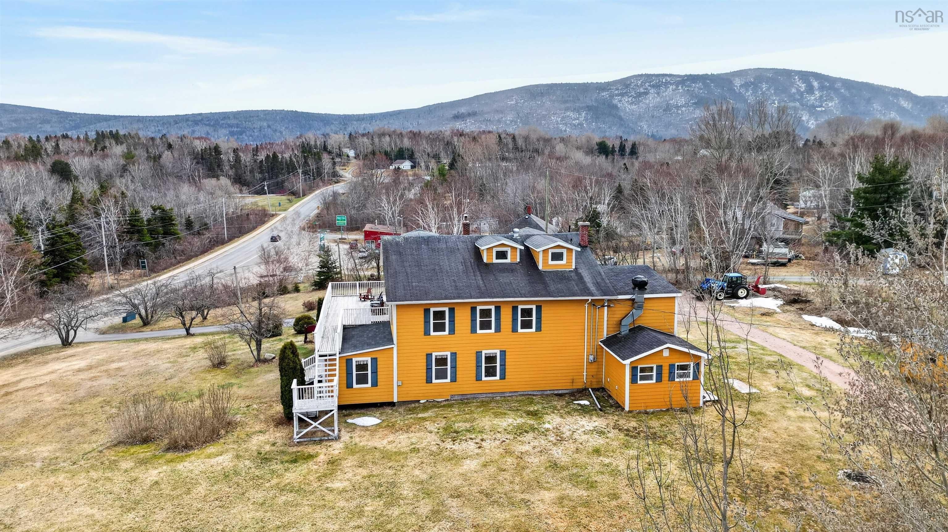$950,000.00: 37706 Cabot Trail, Ingonish Beach