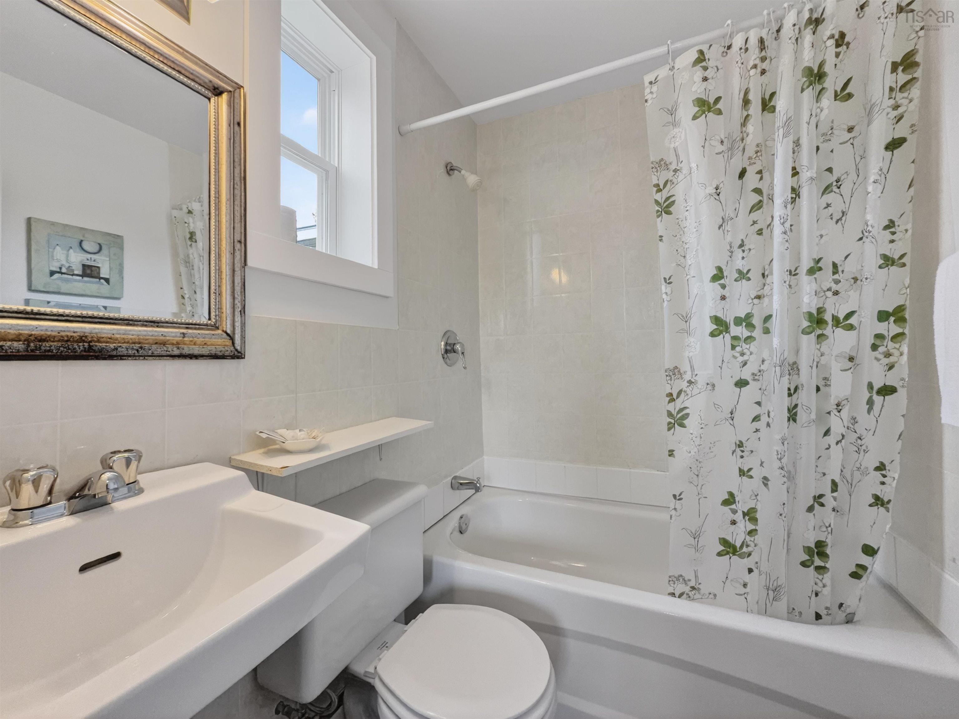 $950,000.00: 37706 Cabot Trail, Ingonish Beach