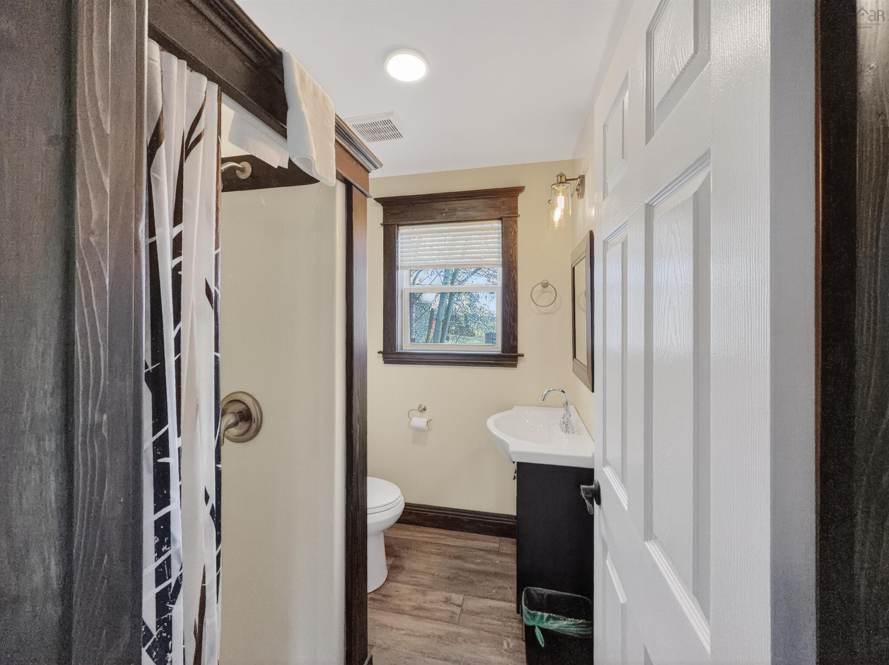 $950,000.00: 37706 Cabot Trail, Ingonish Beach