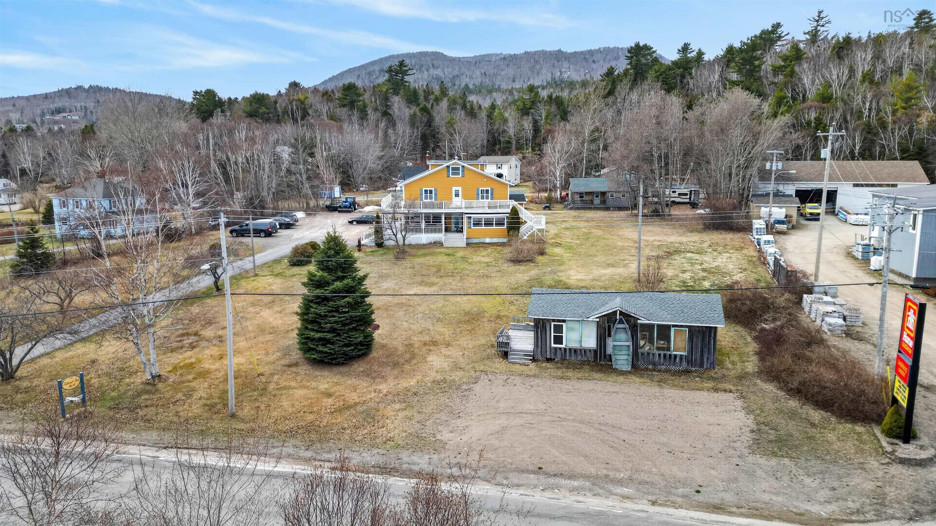 $950,000.00: 37706 Cabot Trail, Ingonish Beach