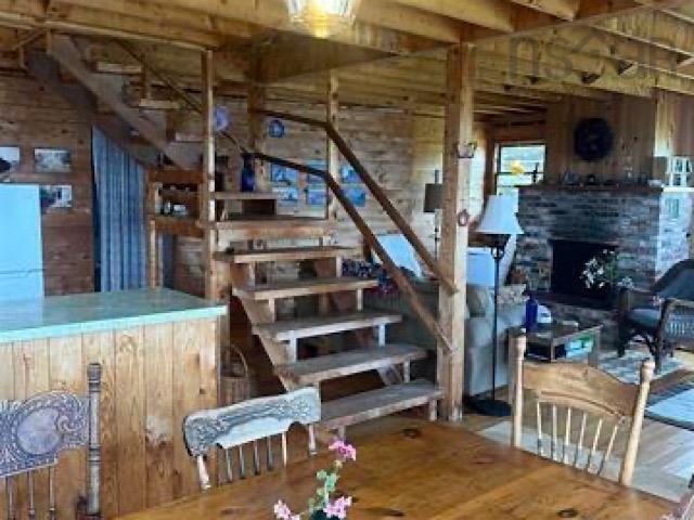 $298,500.00: 83 Cottage Country Road, Livingstone Cove