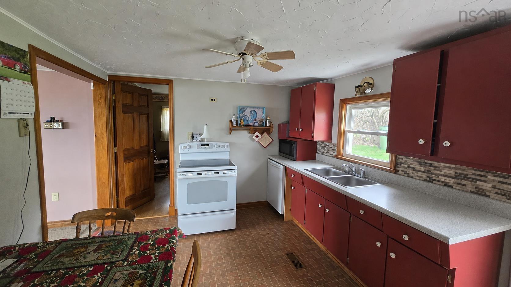 $324,900.00: 22 Pent Road, Harbourville